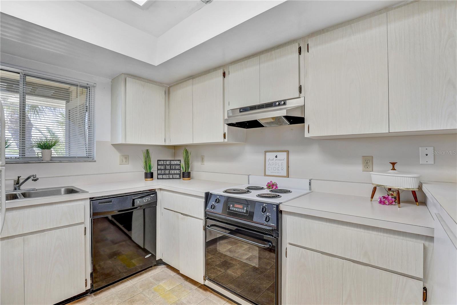 6400 FLOTILLA DR #15 — photo 11