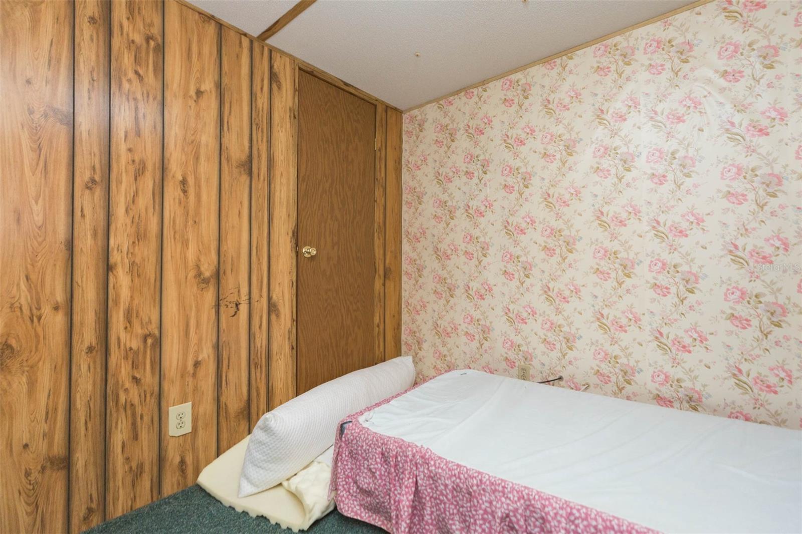 11228 MARLBOROUGH DR — photo 22