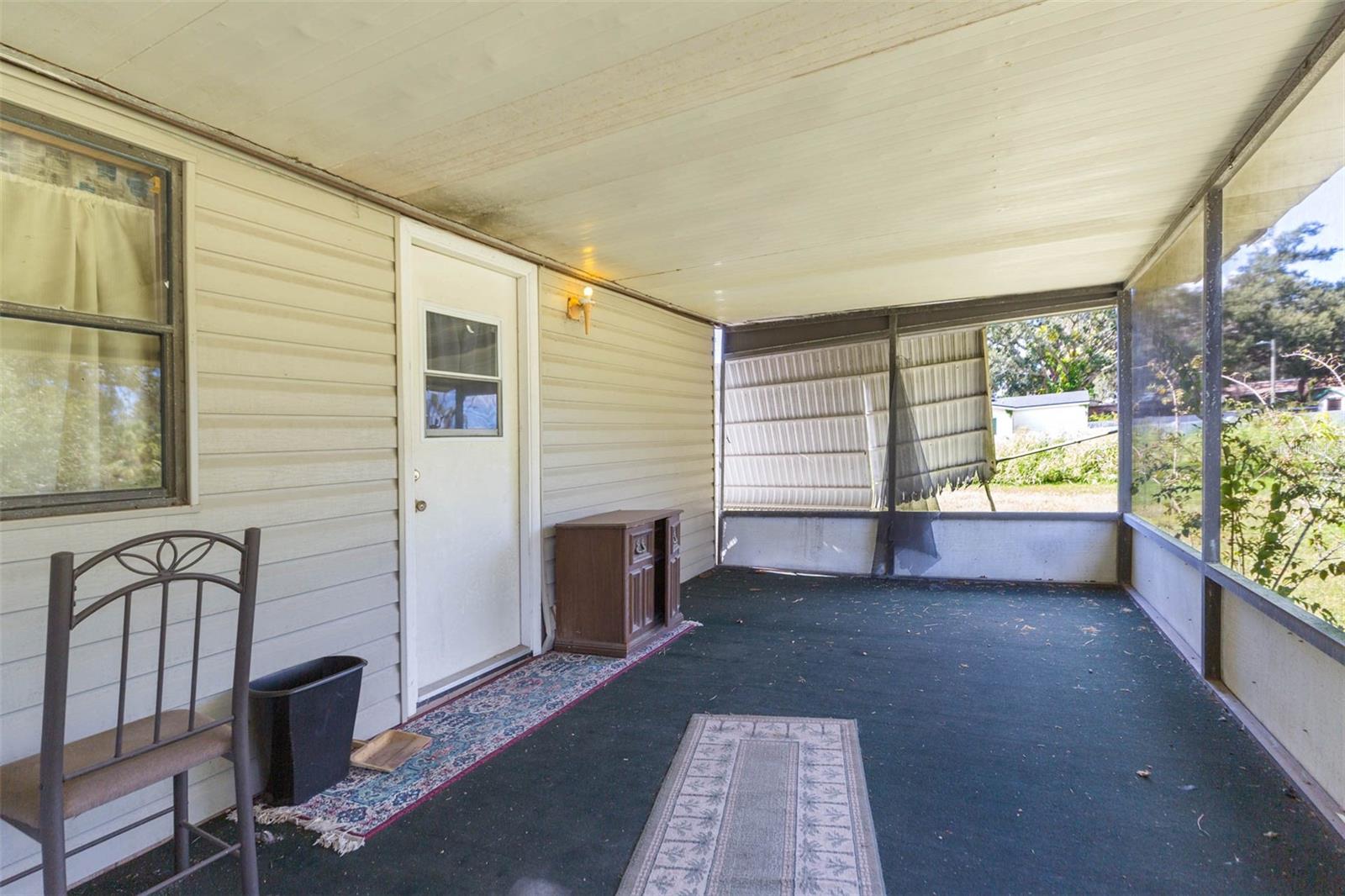 11228 MARLBOROUGH DR — photo 28