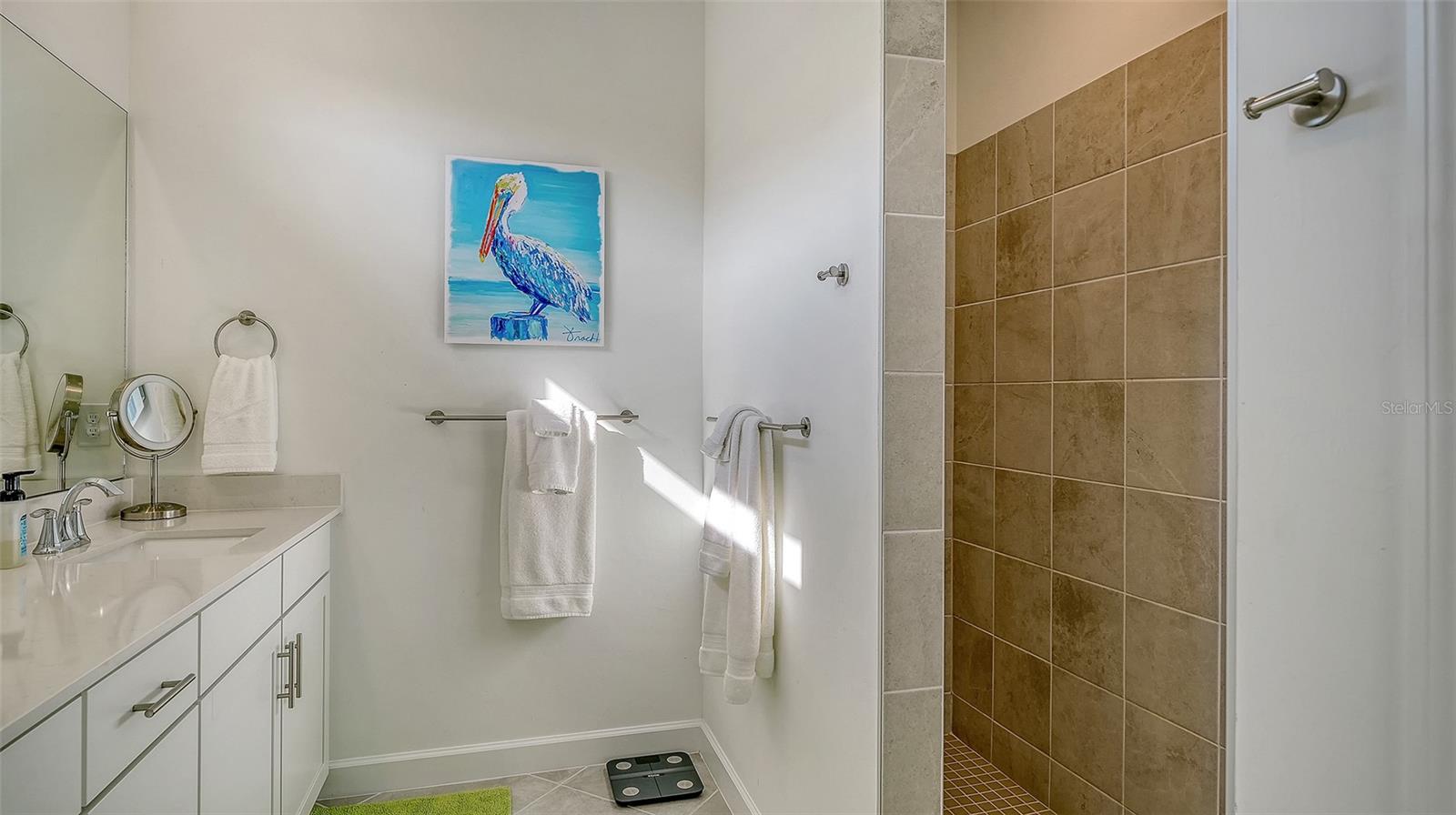 5225 BLUE CRUSH — photo 23