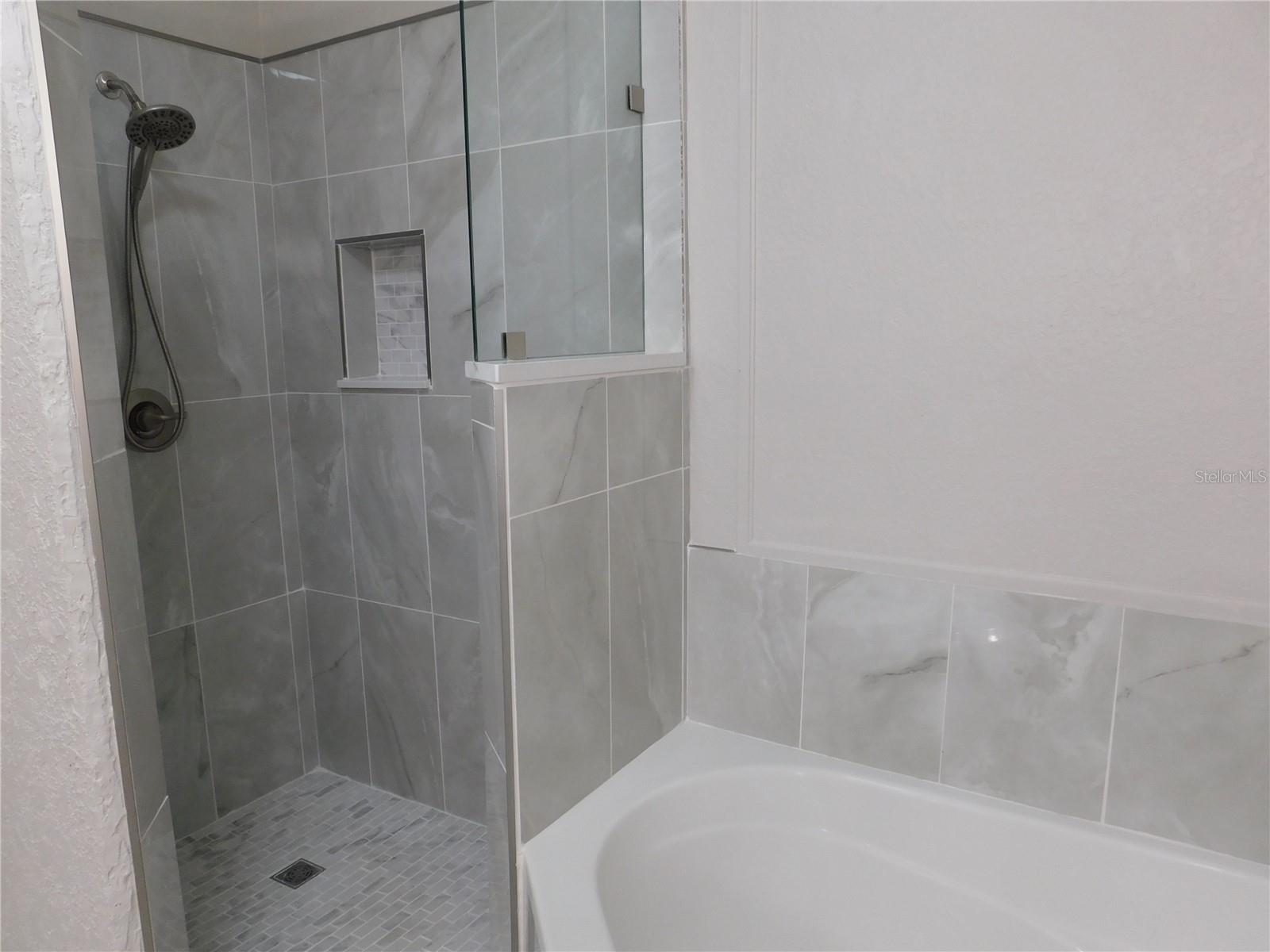 2725 VIA CIPRIANI #735B — photo 36