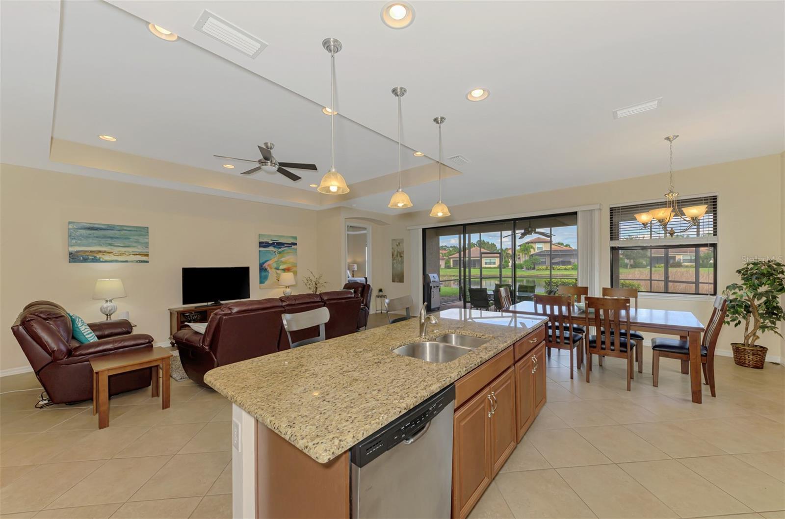 1050 BLUFFWOOD DR — photo 20