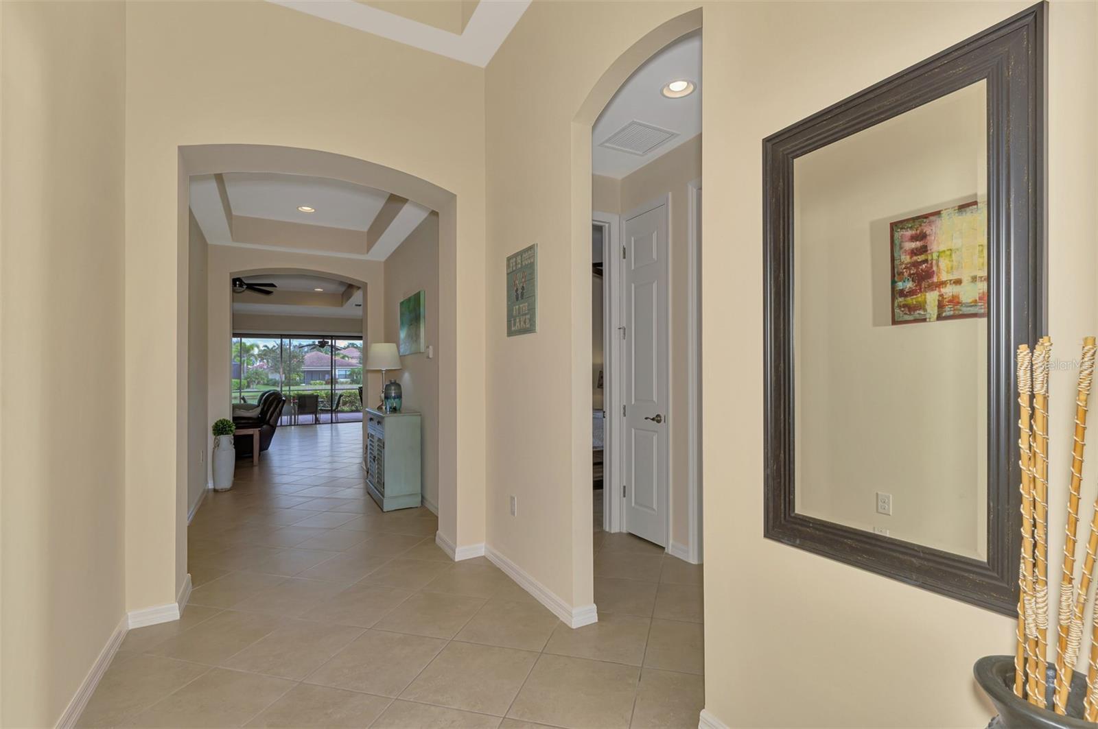 1050 BLUFFWOOD DR — photo 35