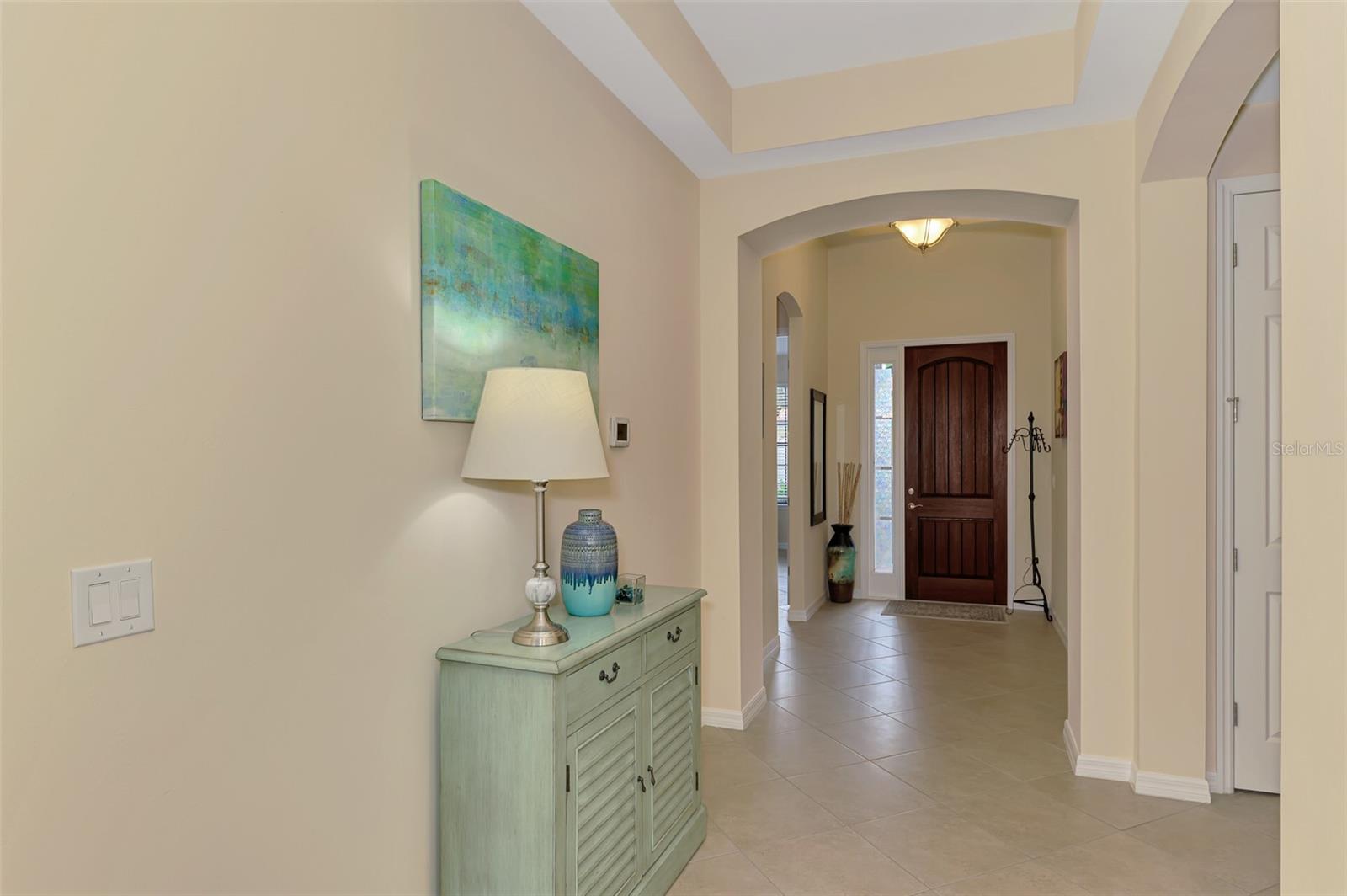 1050 BLUFFWOOD DR — photo 6