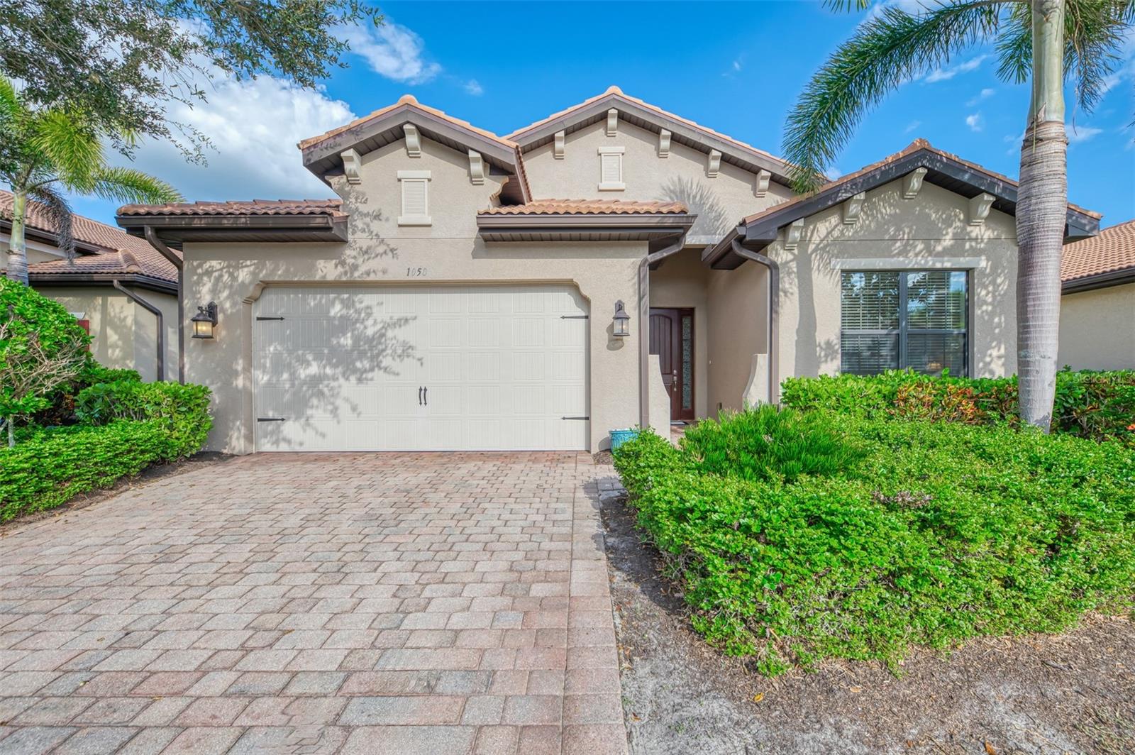 1050 BLUFFWOOD DR — photo 68