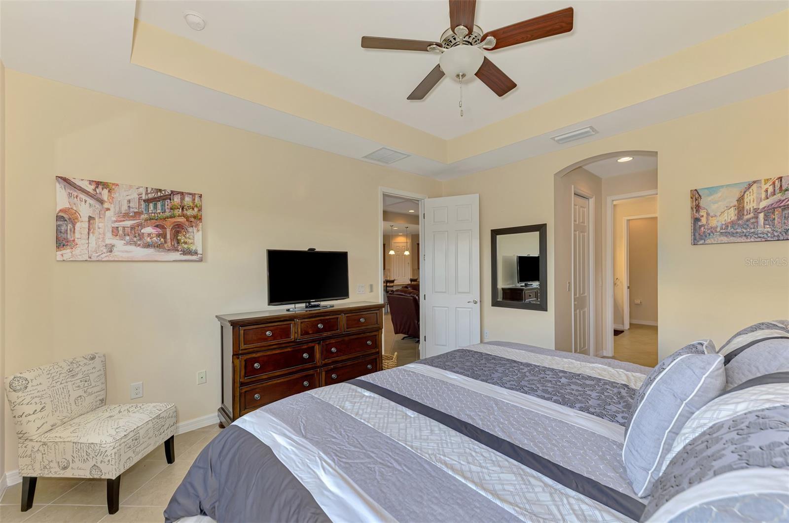 1050 BLUFFWOOD DR — photo 30