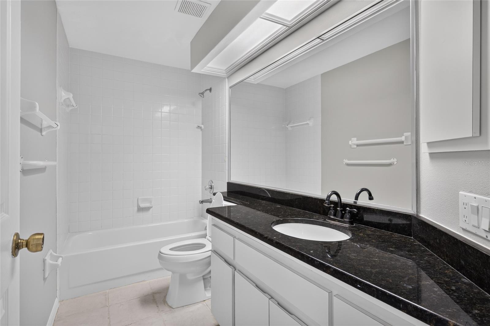 2243 EAGLE BLUFF DR — photo 35