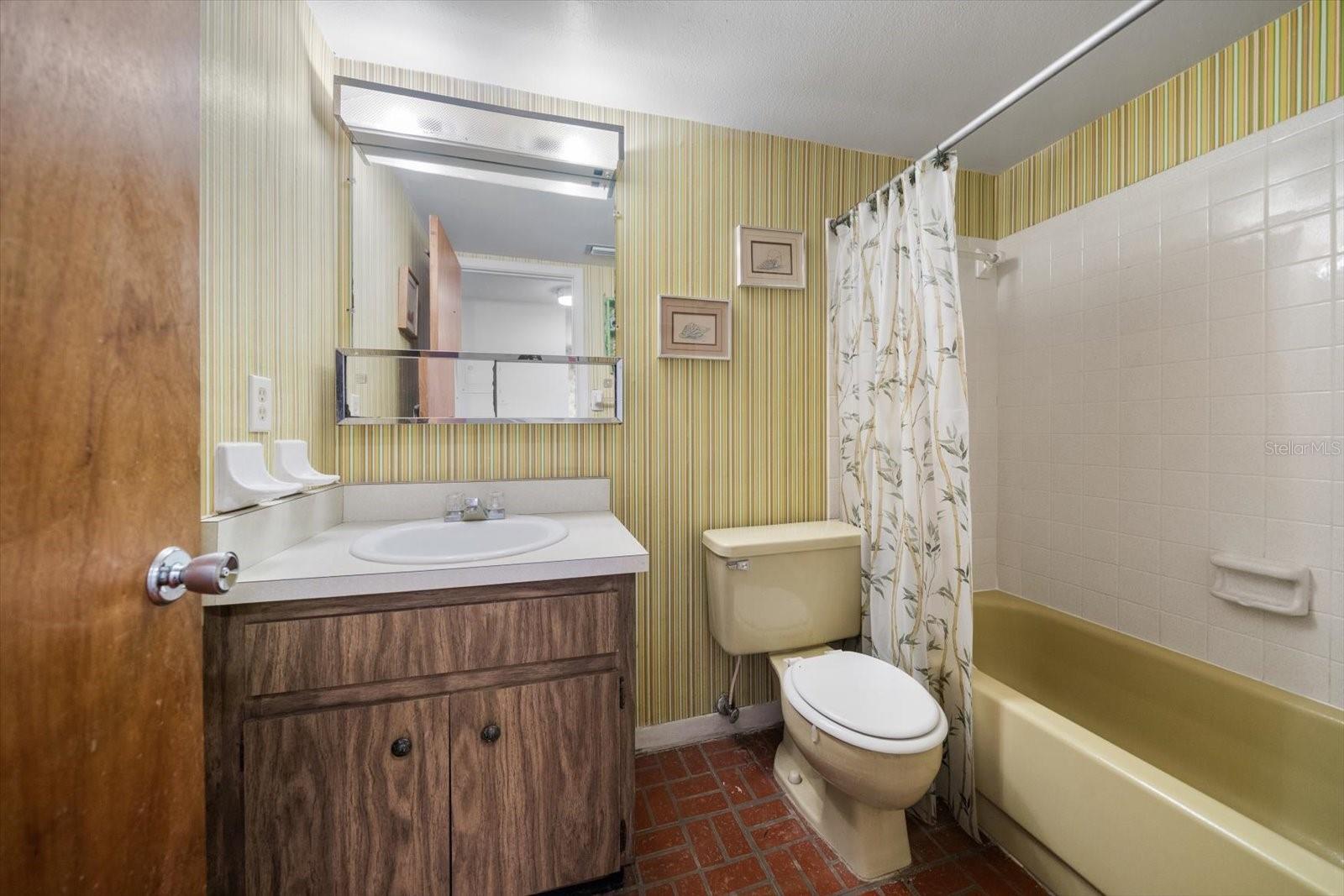 8200 BAYSHORE DR #9 — photo 14