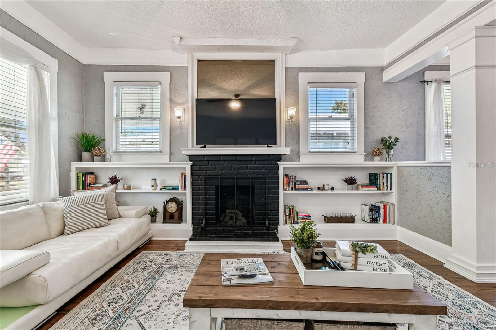 906 E HAMILTON AVE — photo 8
