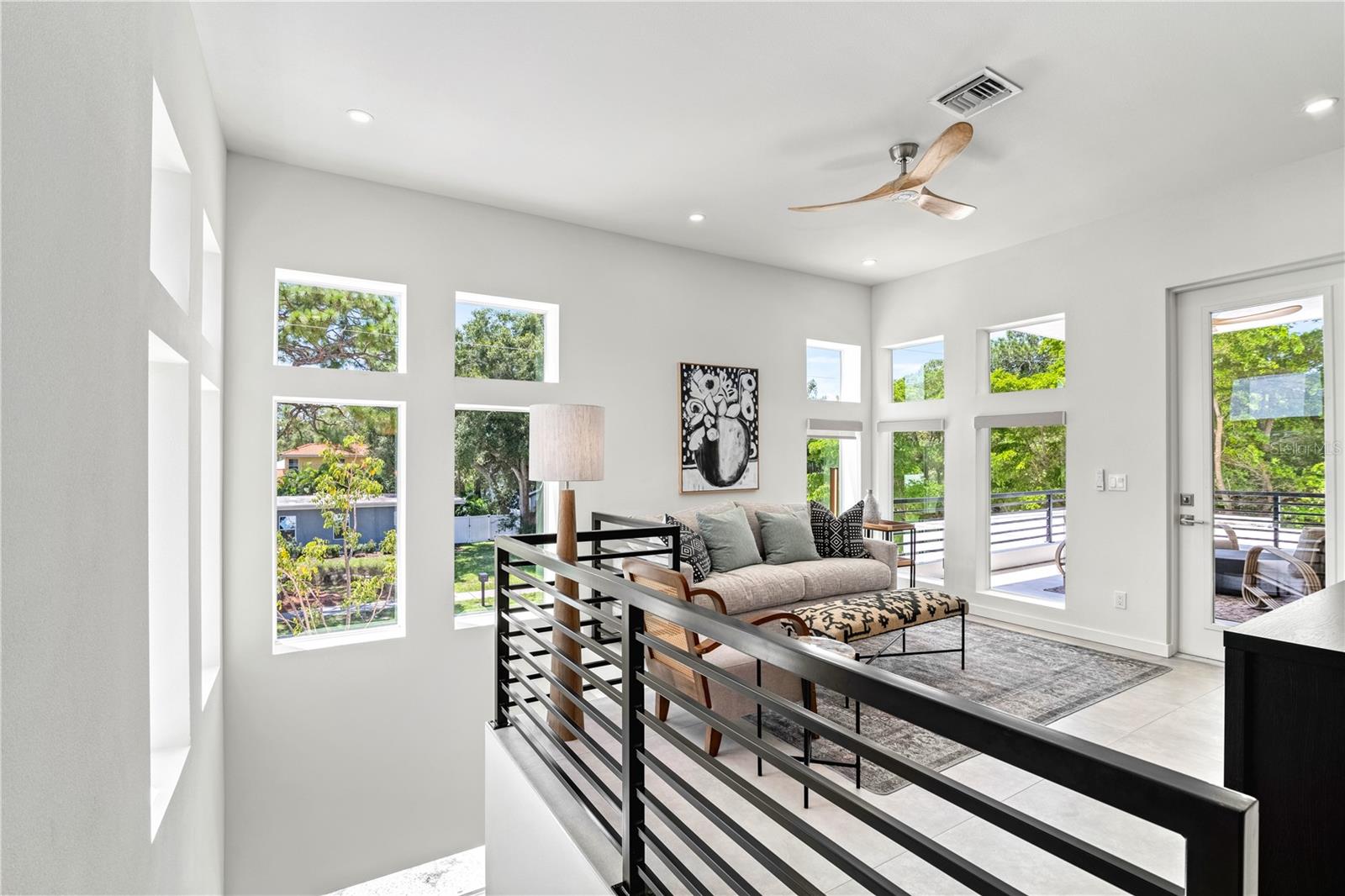 2163 WALDEMERE ST — photo 30