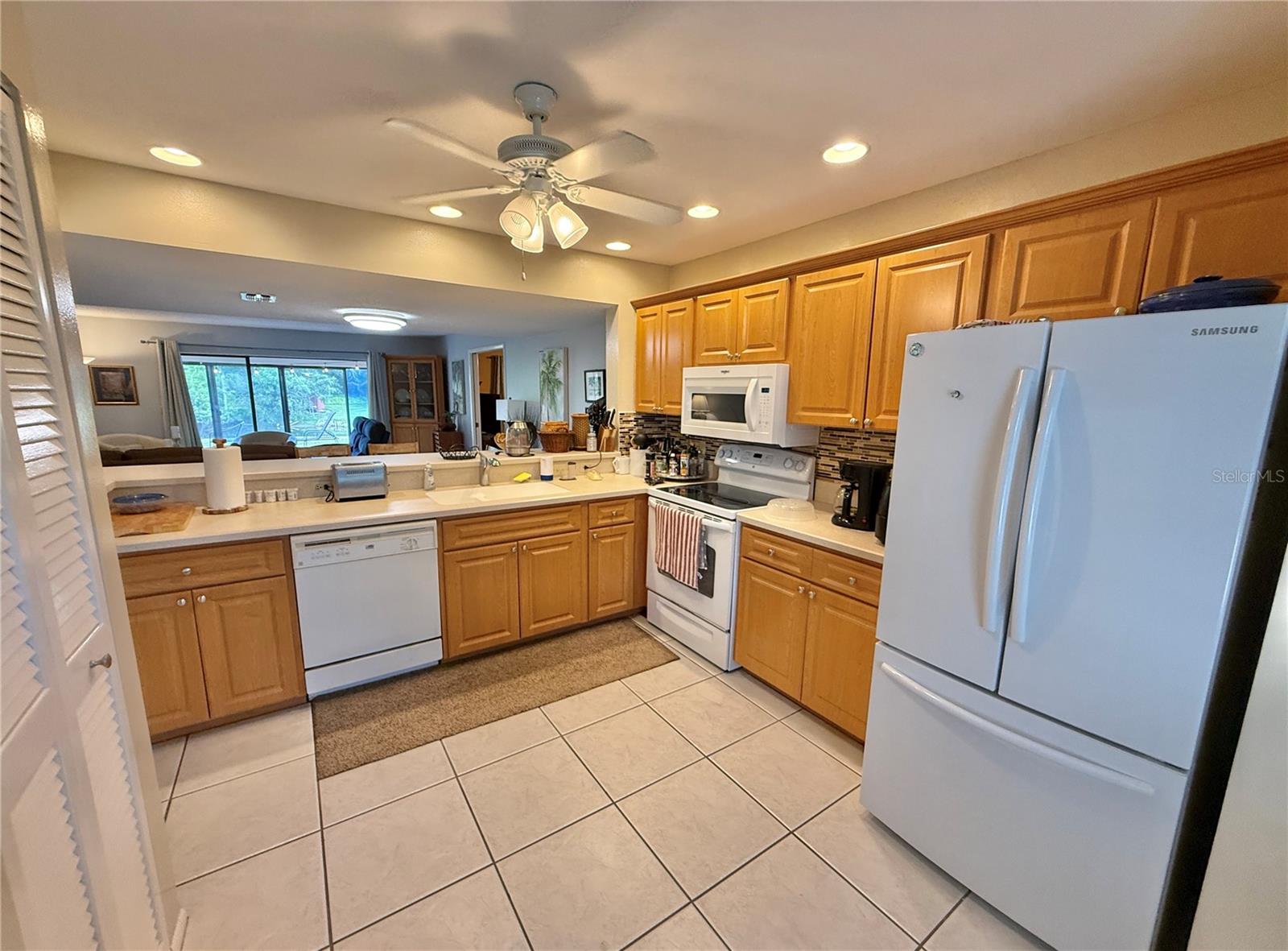 621 SPRING LAKES BLVD #621 — photo 33