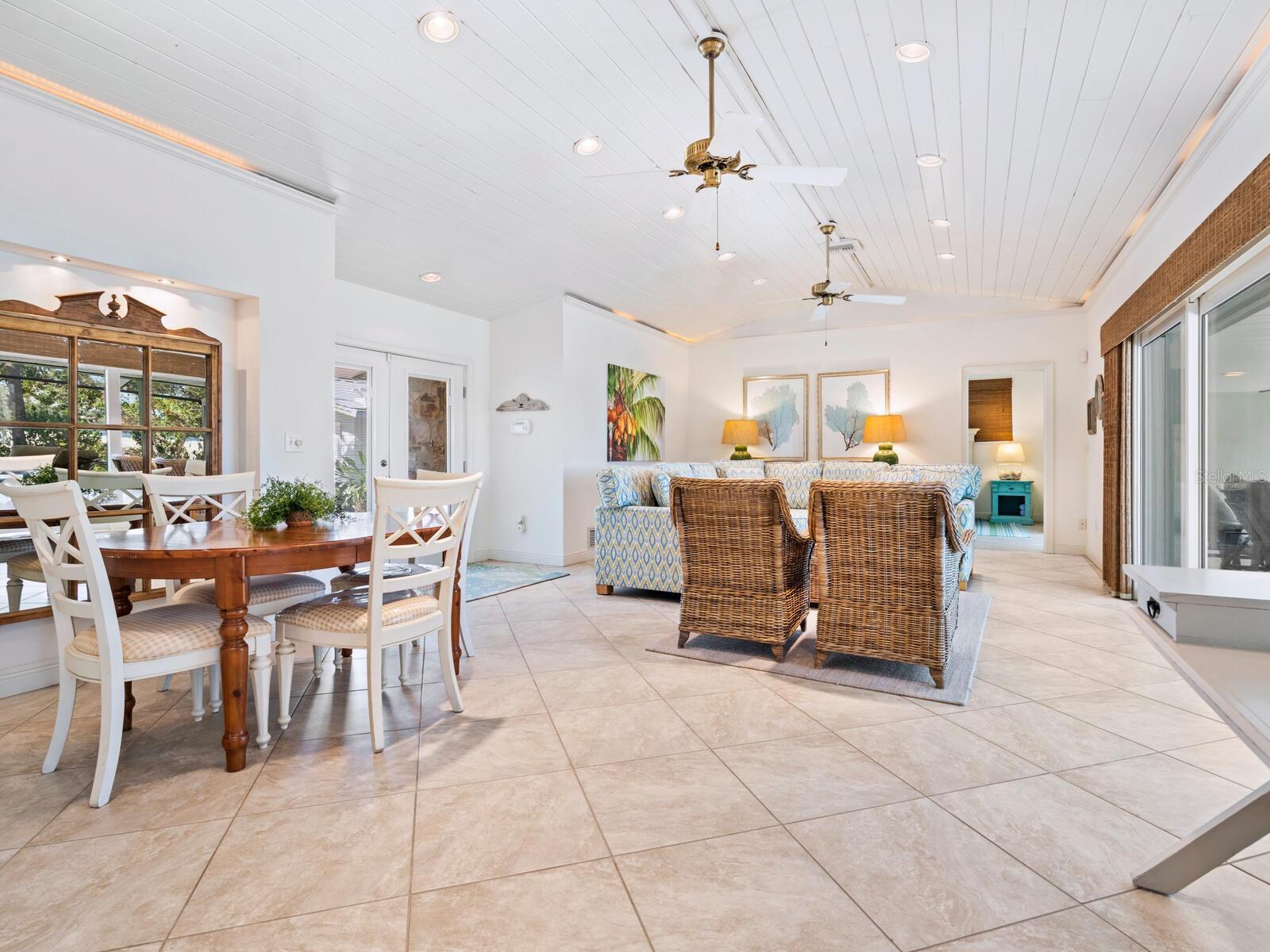 18 N CASEY KEY RD — photo 11