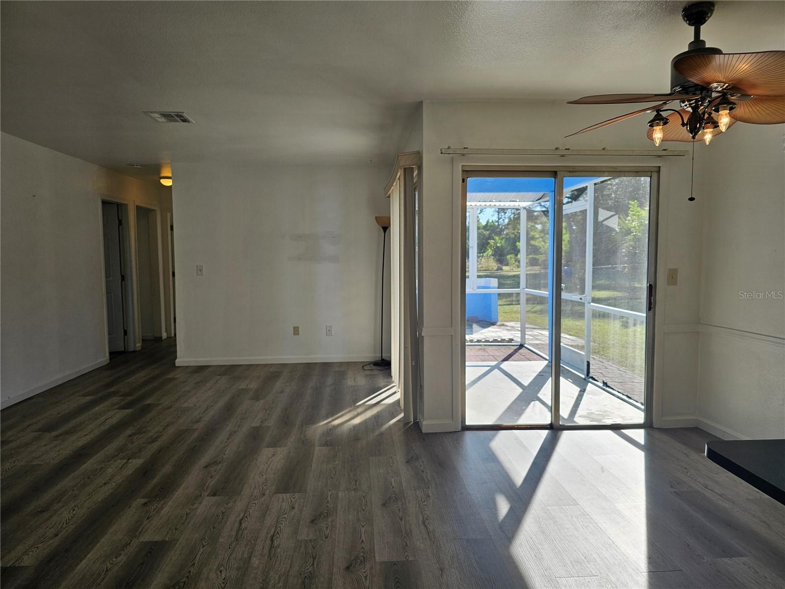 5437 TALBROOK RD — photo 8
