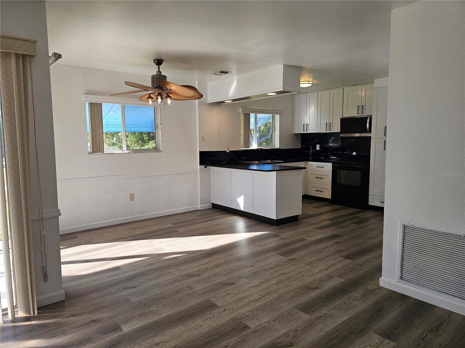 5437 TALBROOK RD — photo 6