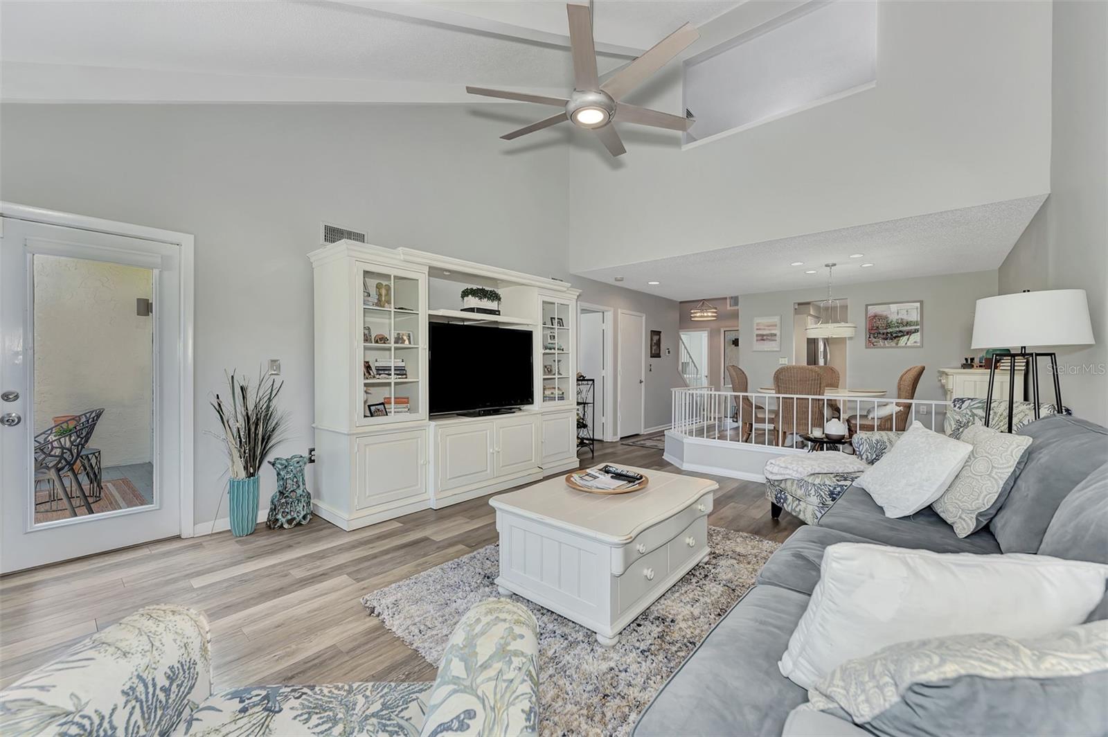 3141 HEATHERWOOD LN — photo 14