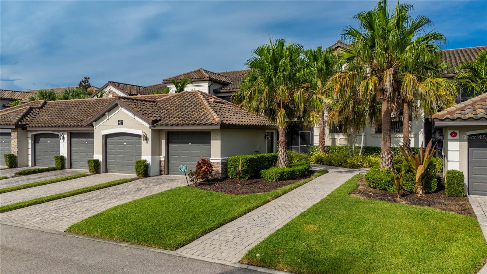 5517 PALMER CIR #106 — photo 53