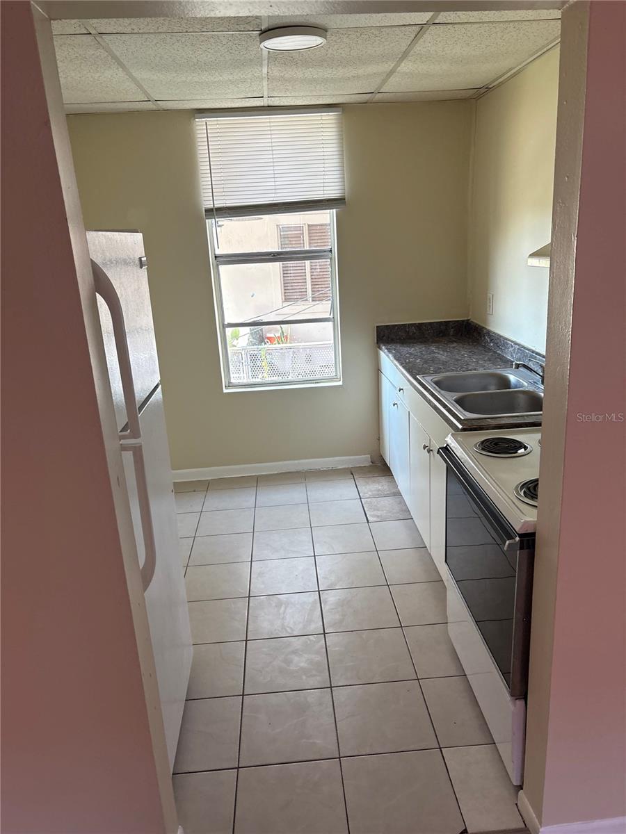 111 S NEWPORT AVE #15 — photo 5