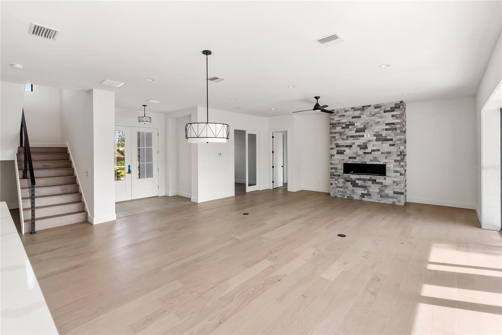 530 DE NARVAEZ DR — photo 21