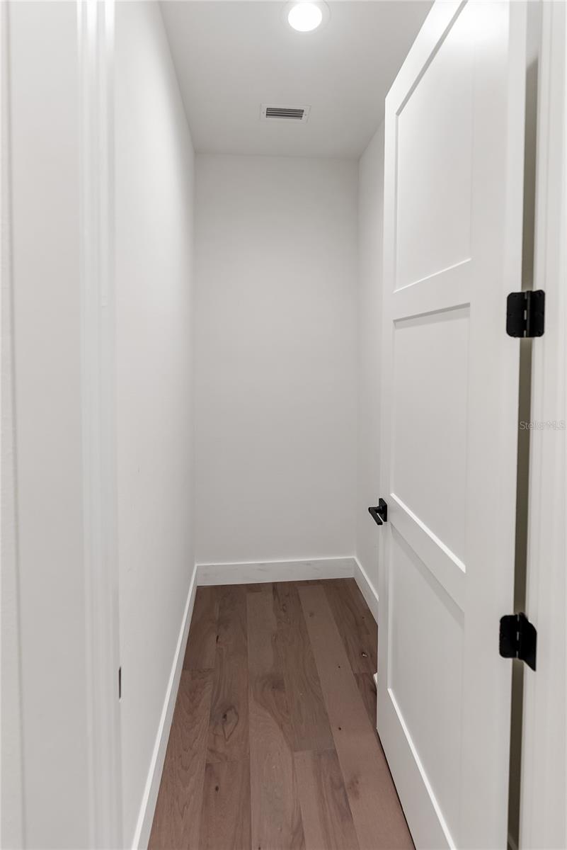 530 DE NARVAEZ DR — photo 16