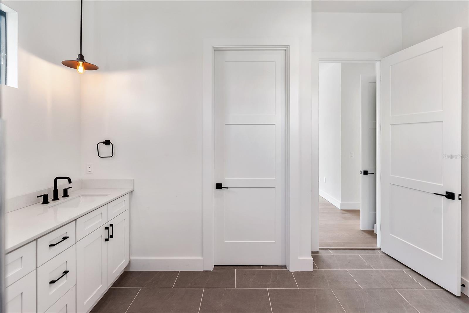 530 DE NARVAEZ DR — photo 33