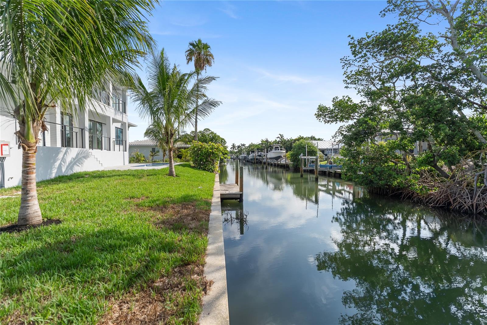 530 DE NARVAEZ DR — photo 37