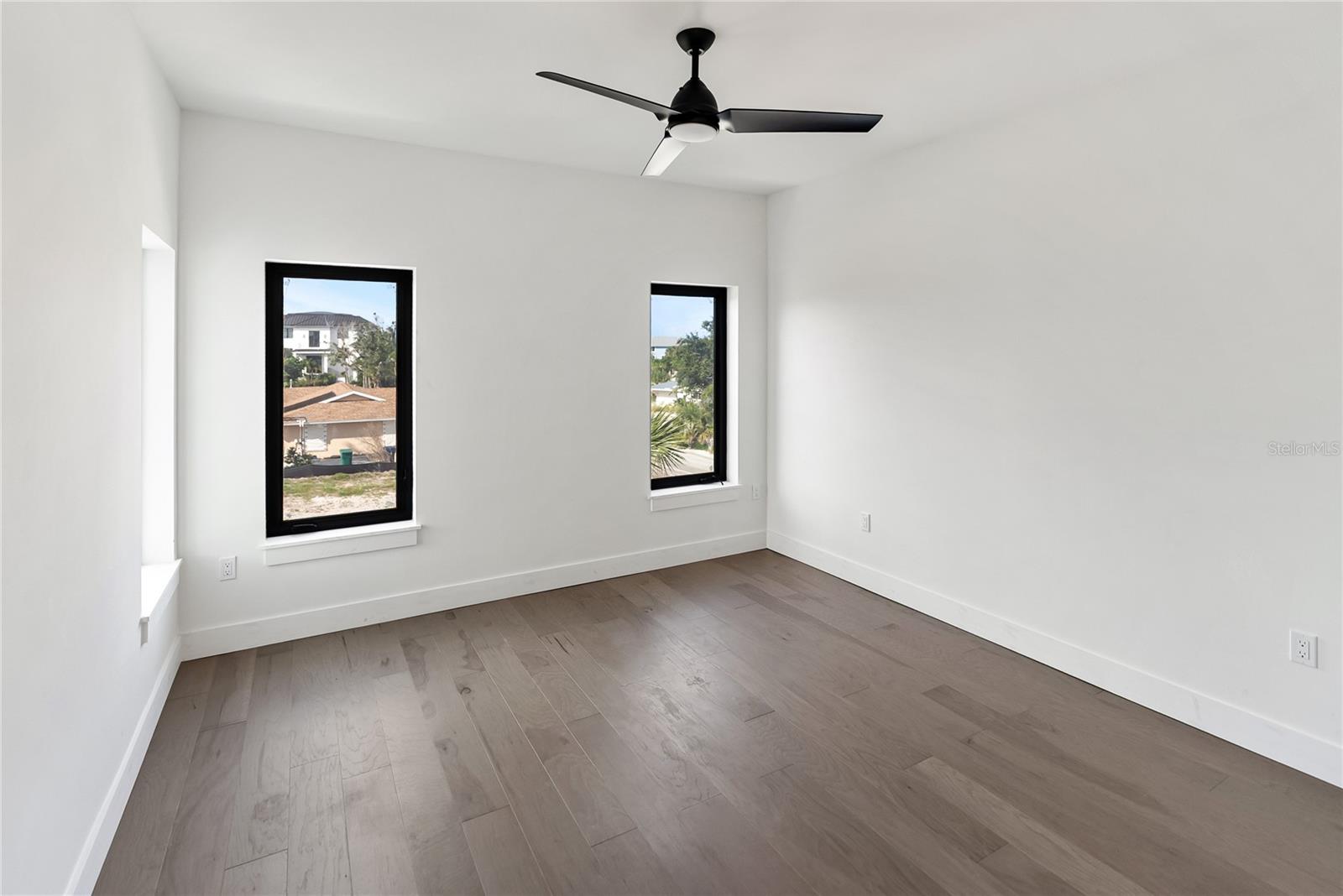 530 DE NARVAEZ DR — photo 45