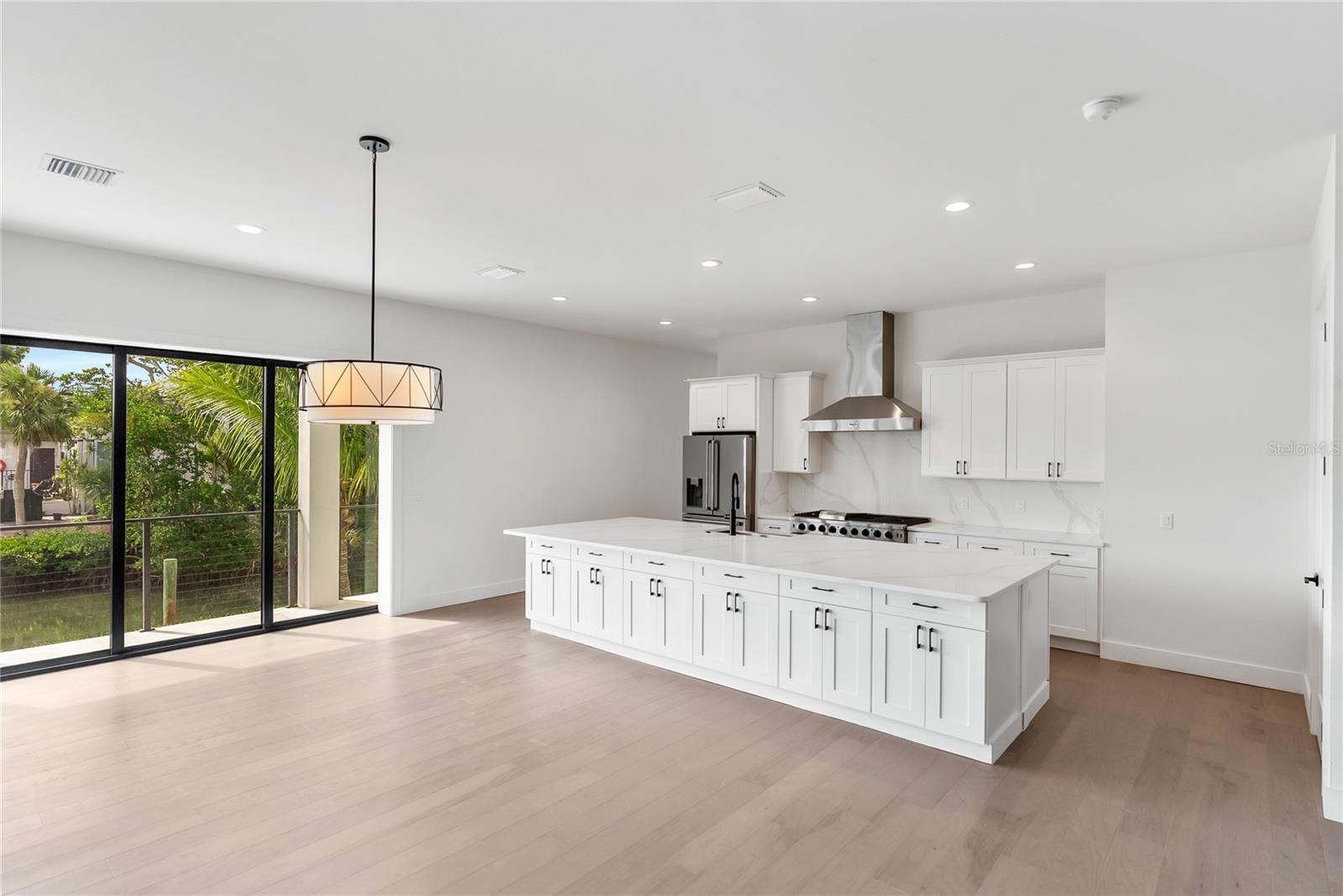 530 DE NARVAEZ DR — photo 18