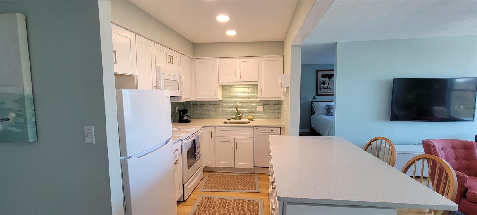 632 EDGEWATER DR #537 — photo 16
