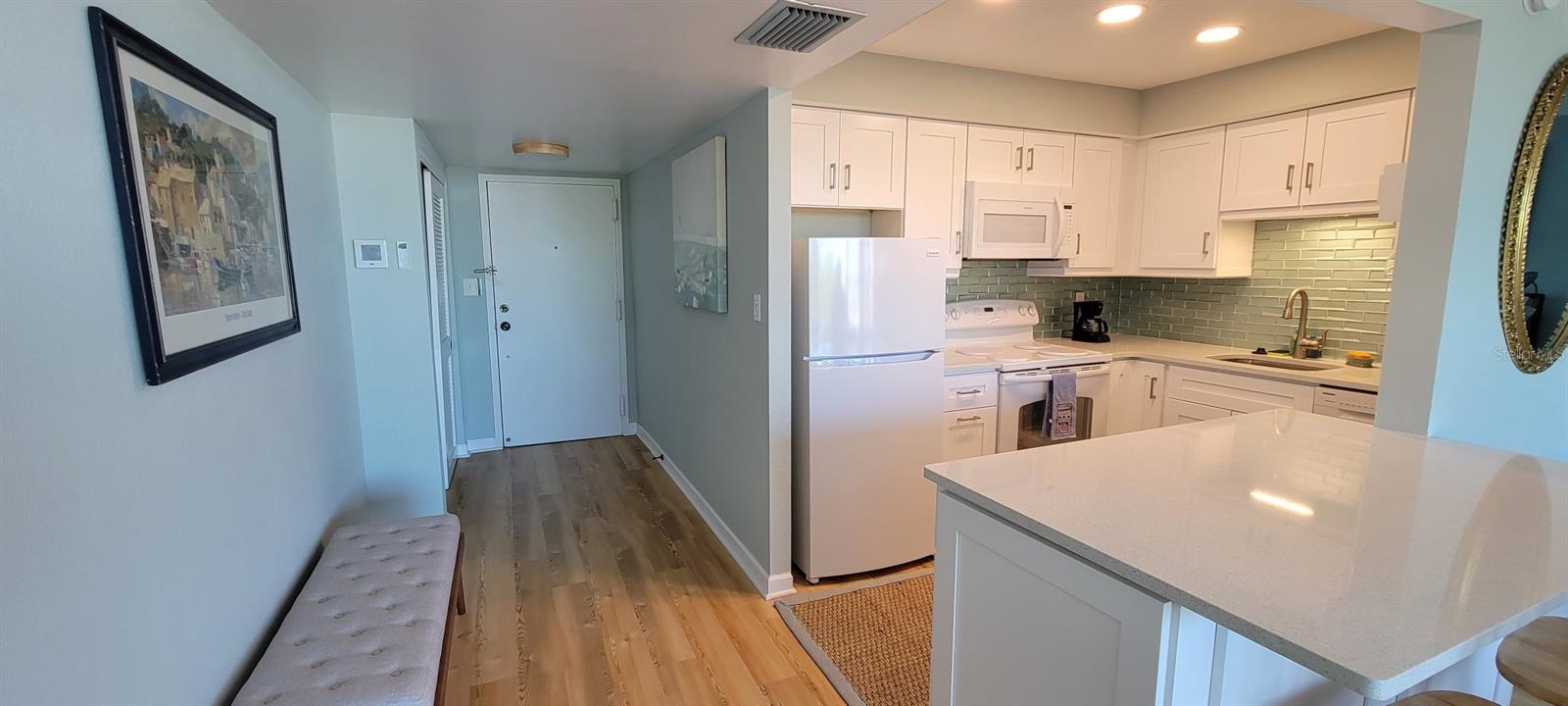 632 EDGEWATER DR #537 — photo 4