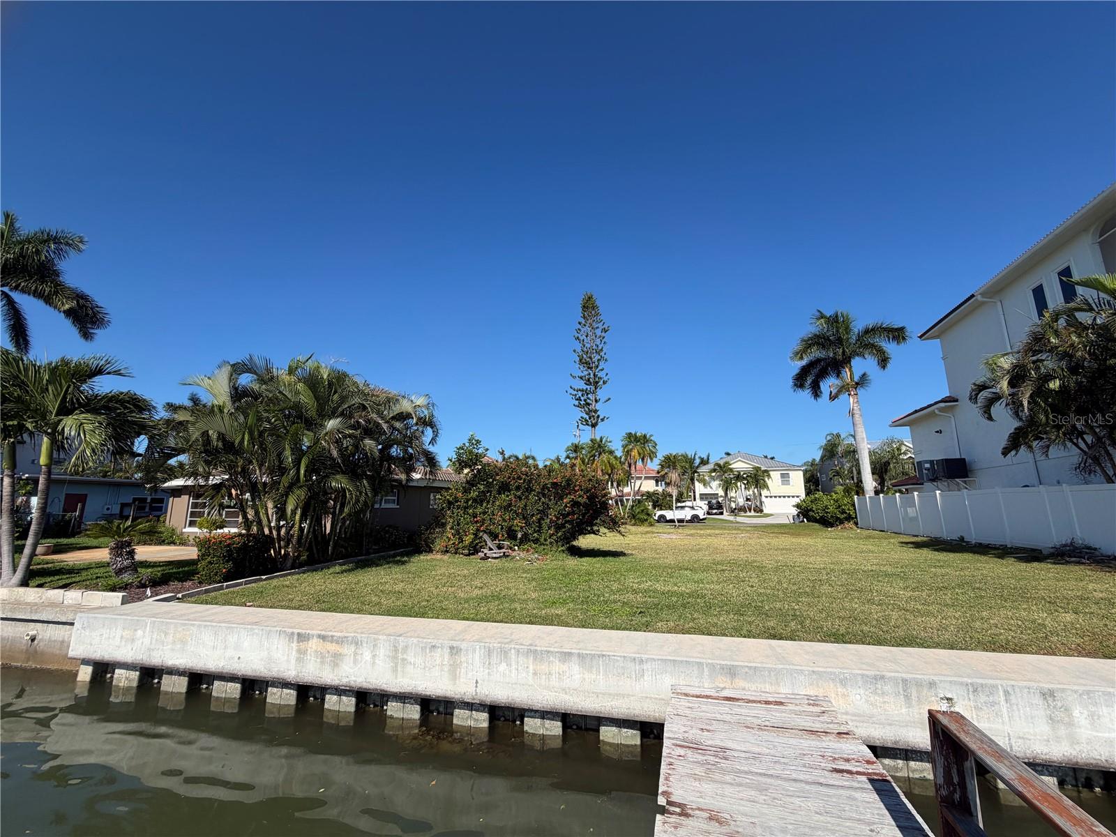 16325 REDINGTON DR — photo 3