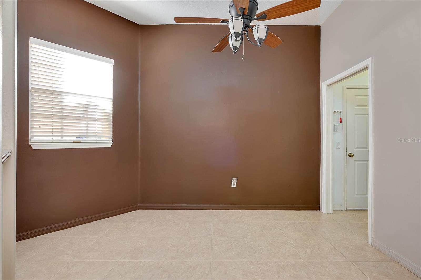 3975 SQUARE EAST LN #9 — photo 15