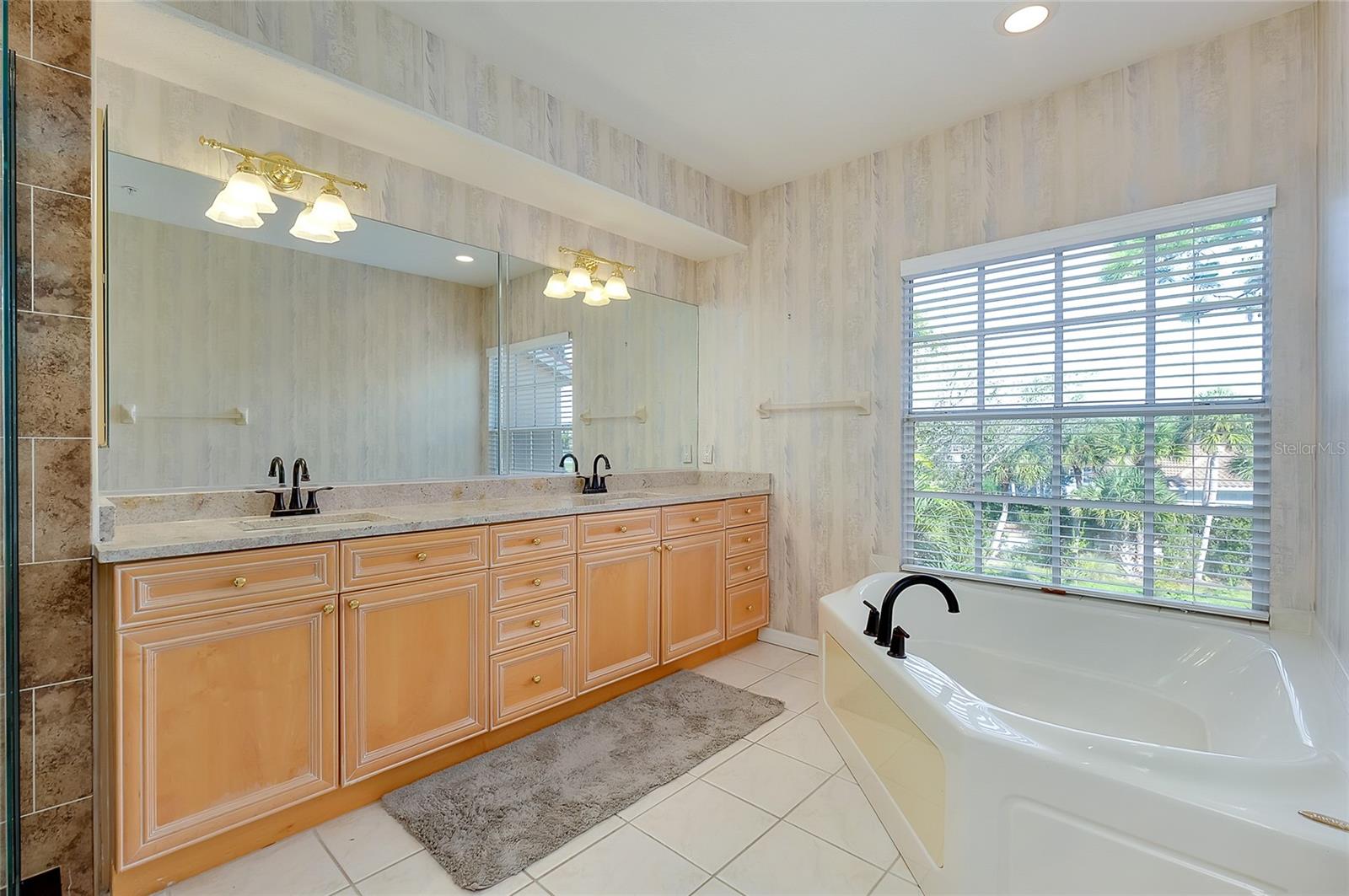 3975 SQUARE EAST LN #9 — photo 27