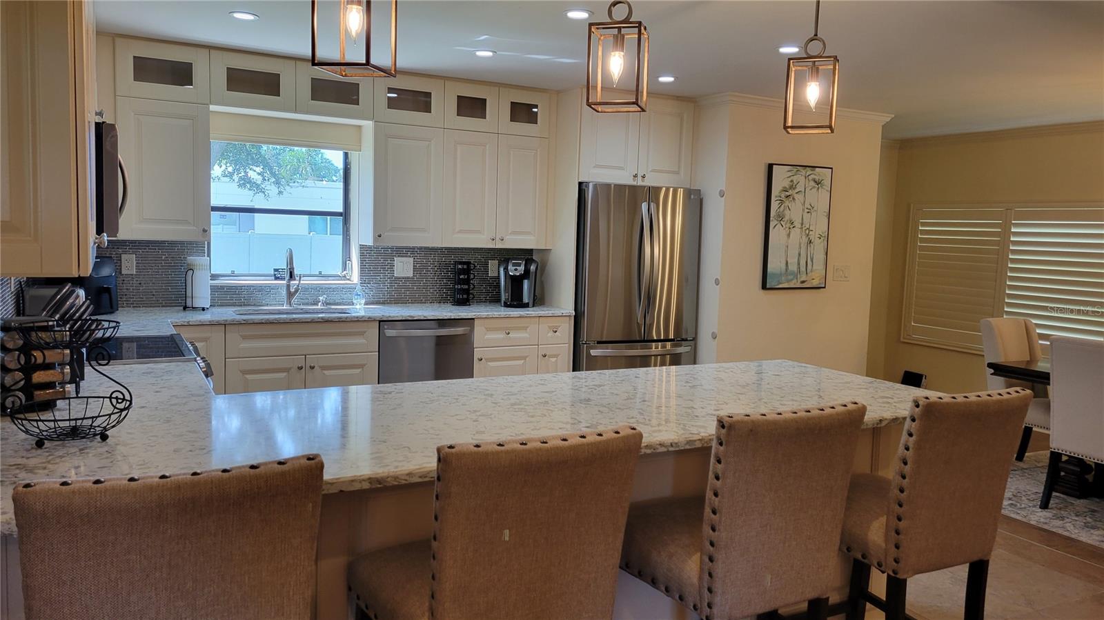 3932 SUNSHINE AVE — photo 3