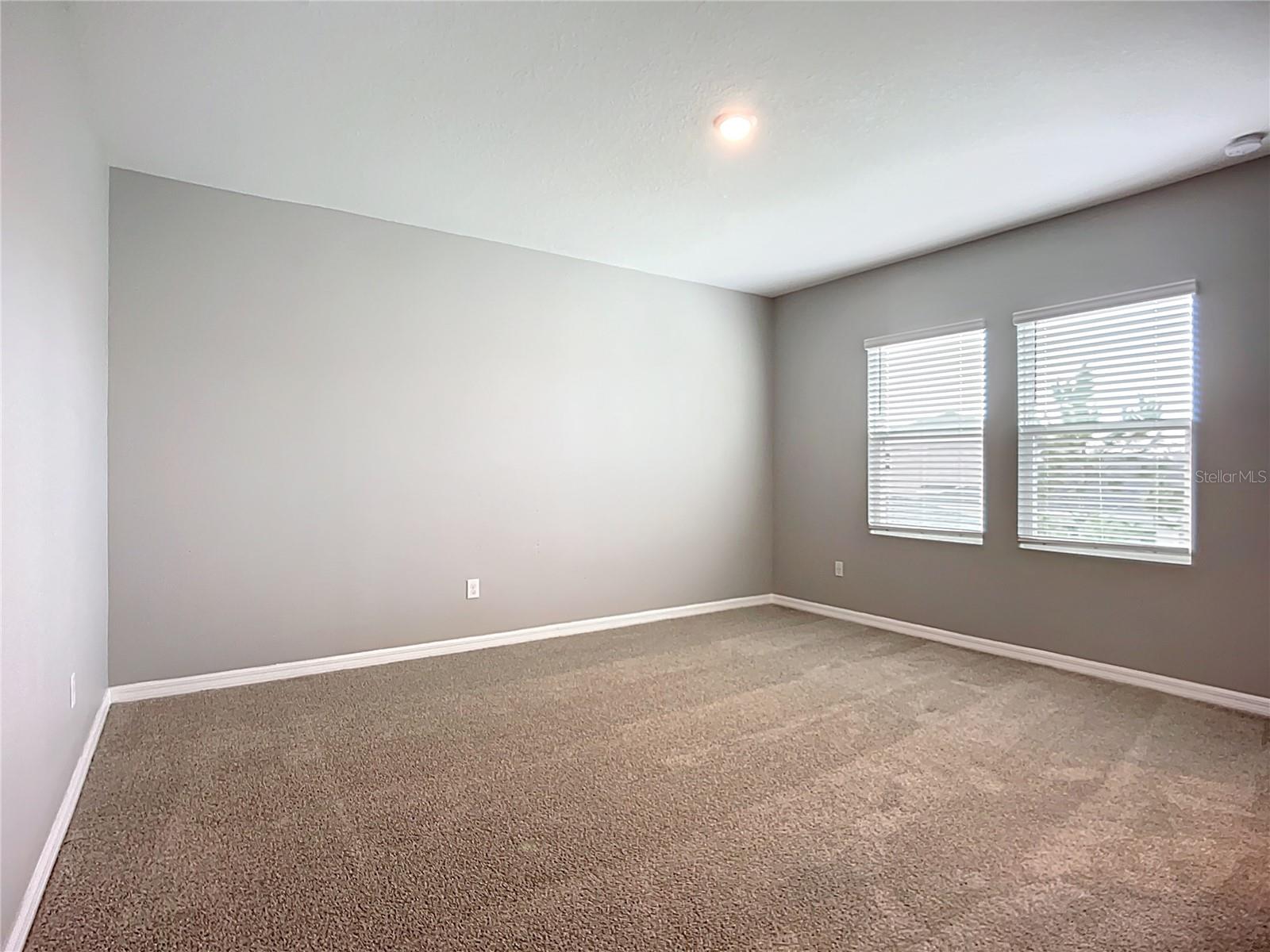11829 CLARE HILL AVE — photo 24