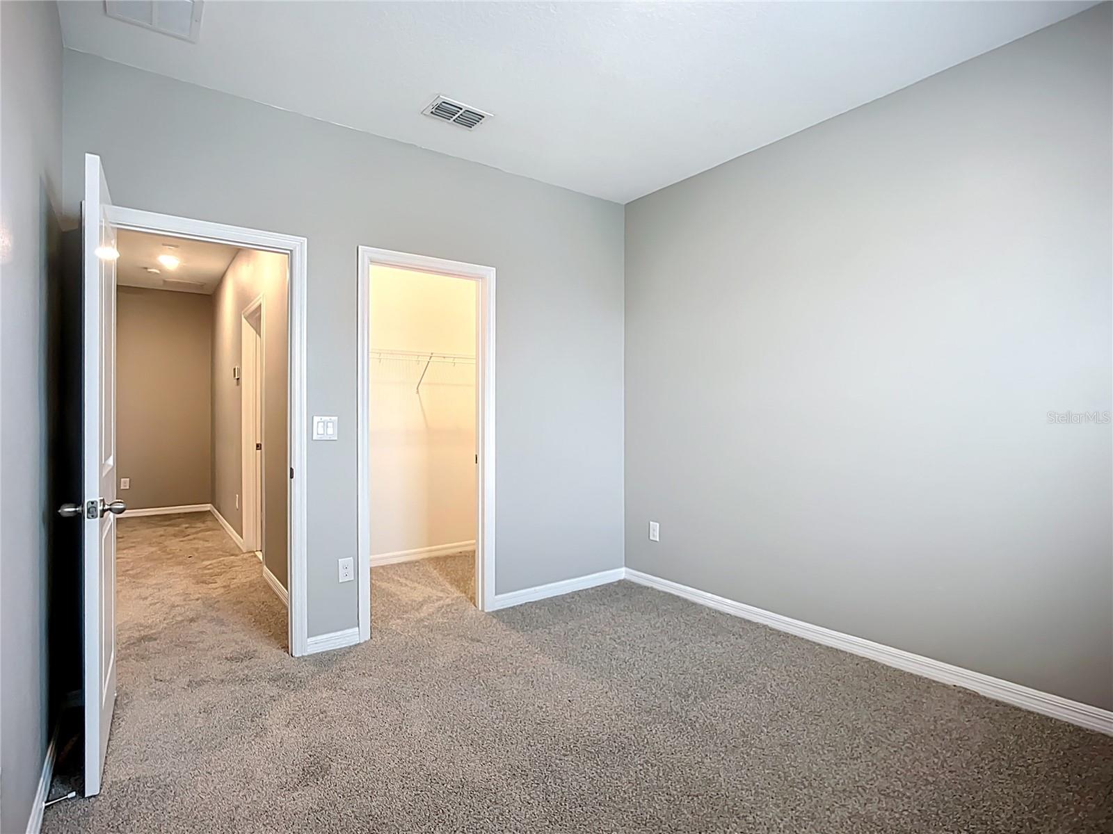 11829 CLARE HILL AVE — photo 21