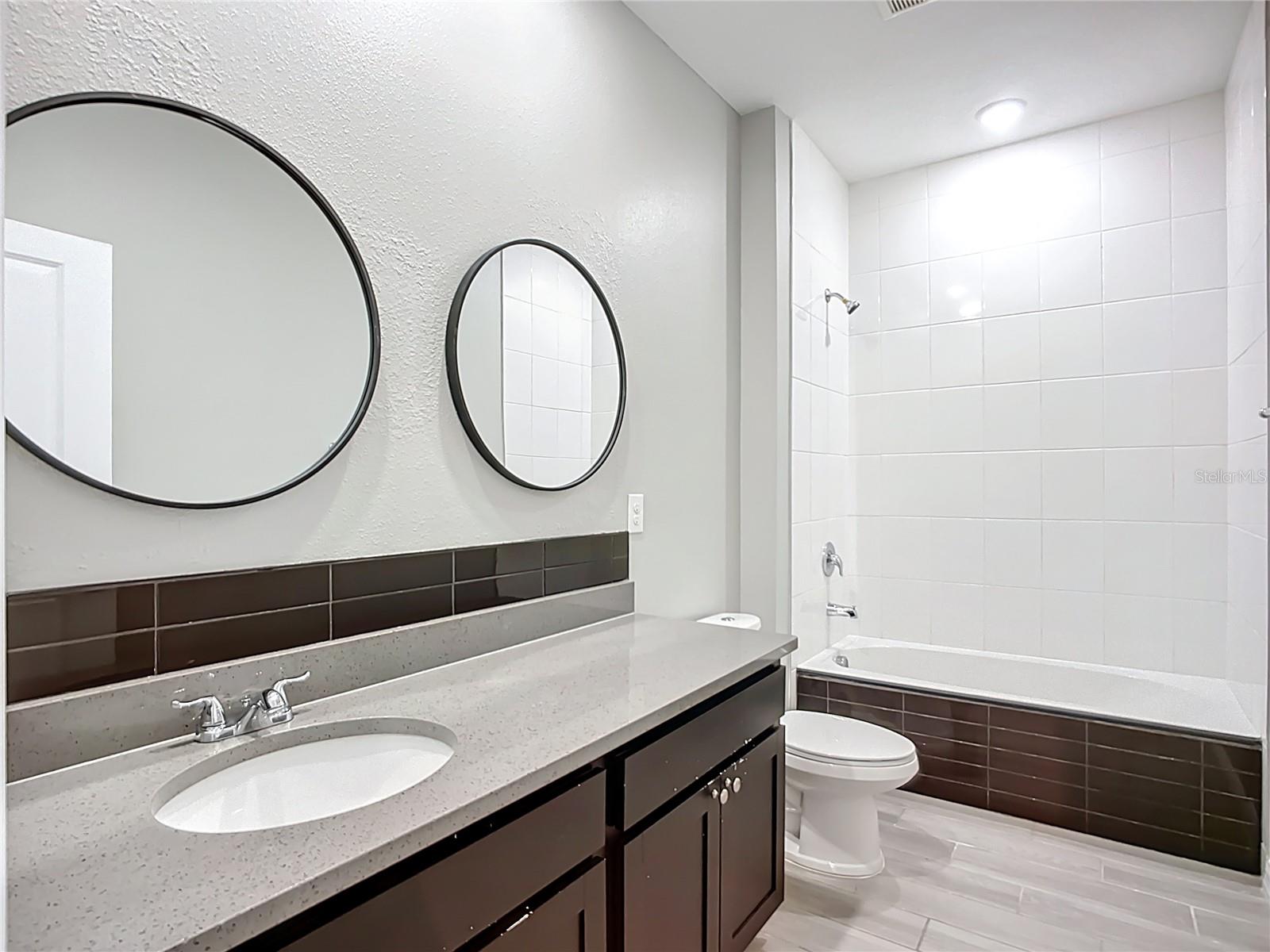 11829 CLARE HILL AVE — photo 23