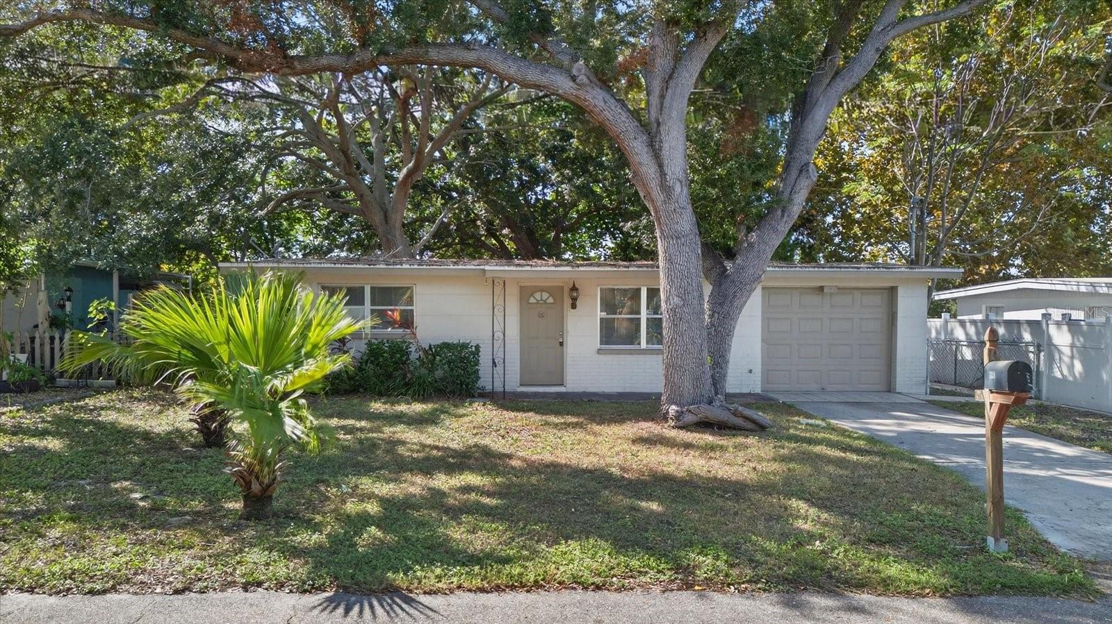 11015 MARTHA AVE — photo 25