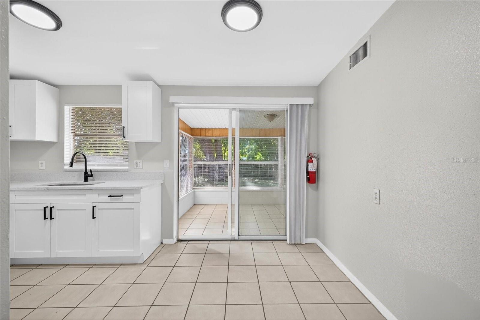 11015 MARTHA AVE — photo 11