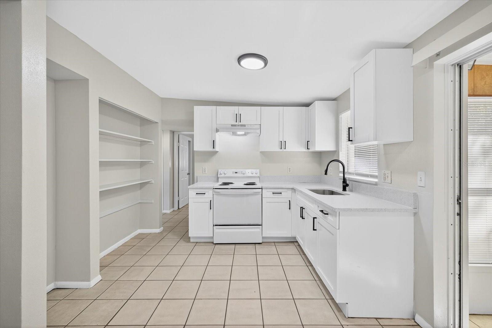 11015 MARTHA AVE — photo 10