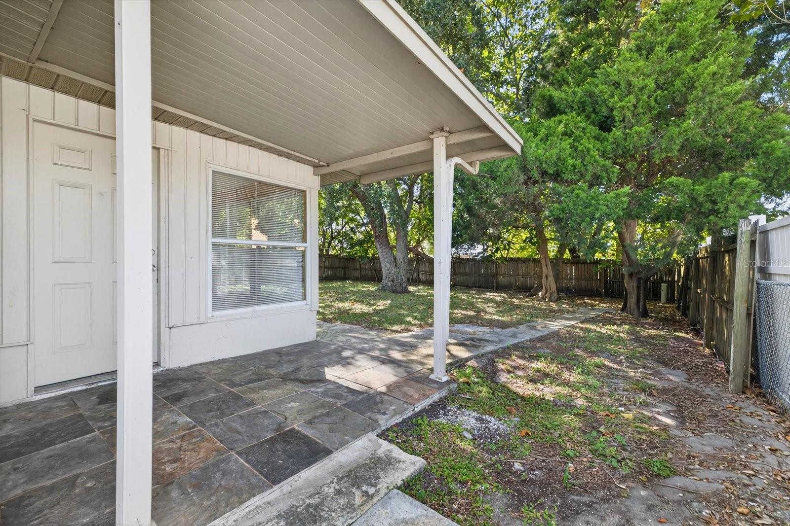 11015 MARTHA AVE — photo 21