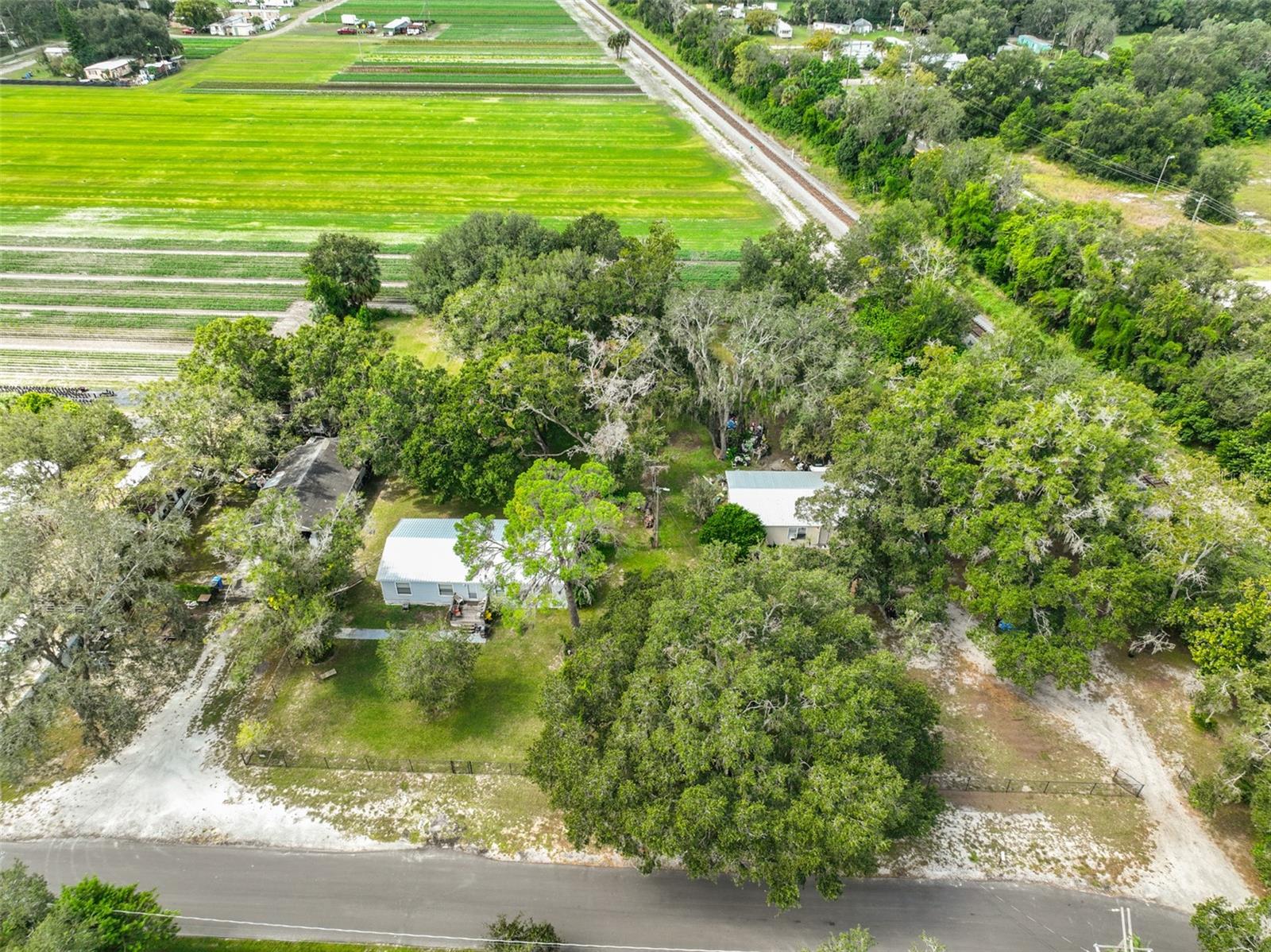 1329 WILKINSON DR — photo 10