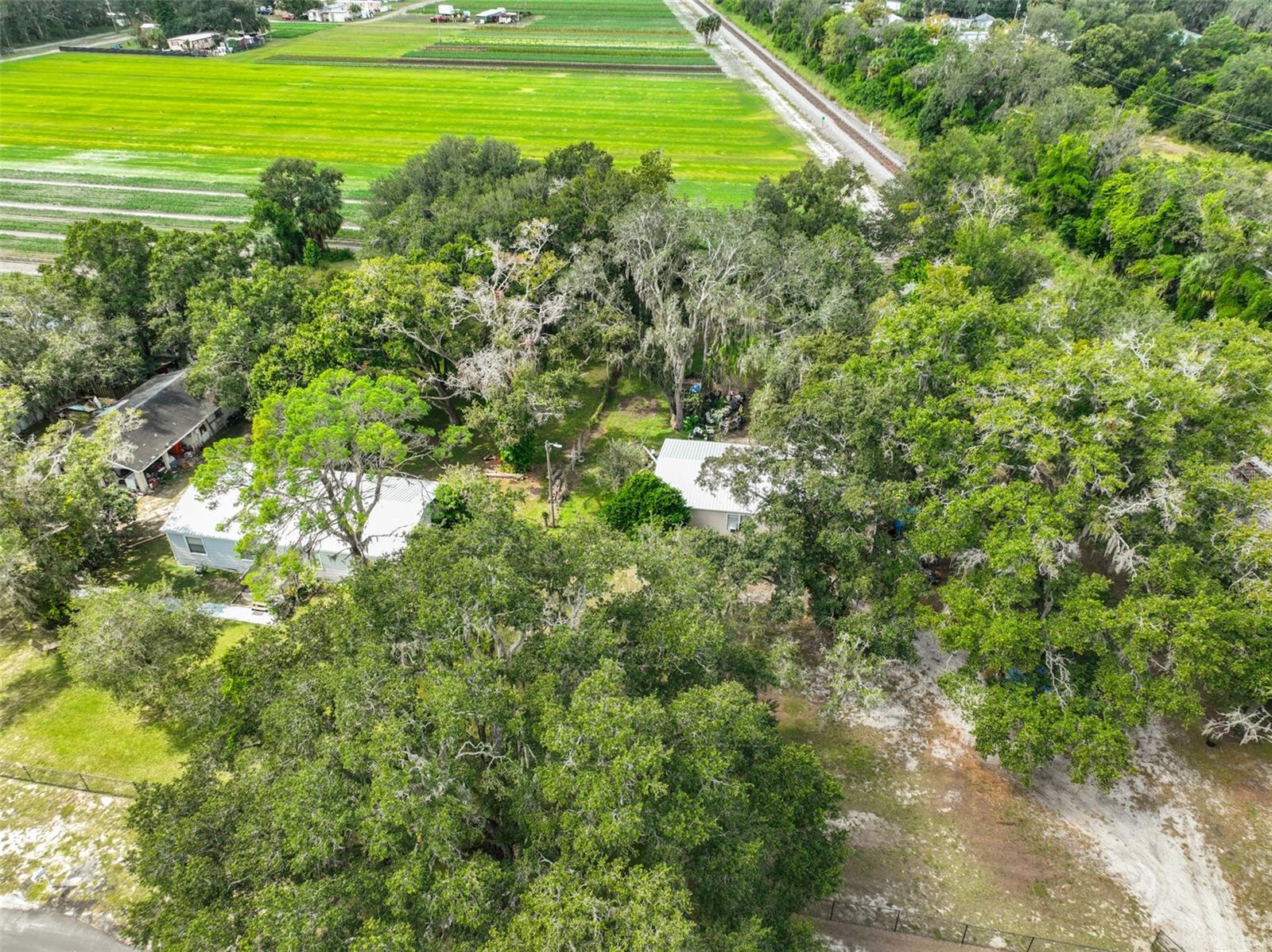 1329 WILKINSON DR — photo 2