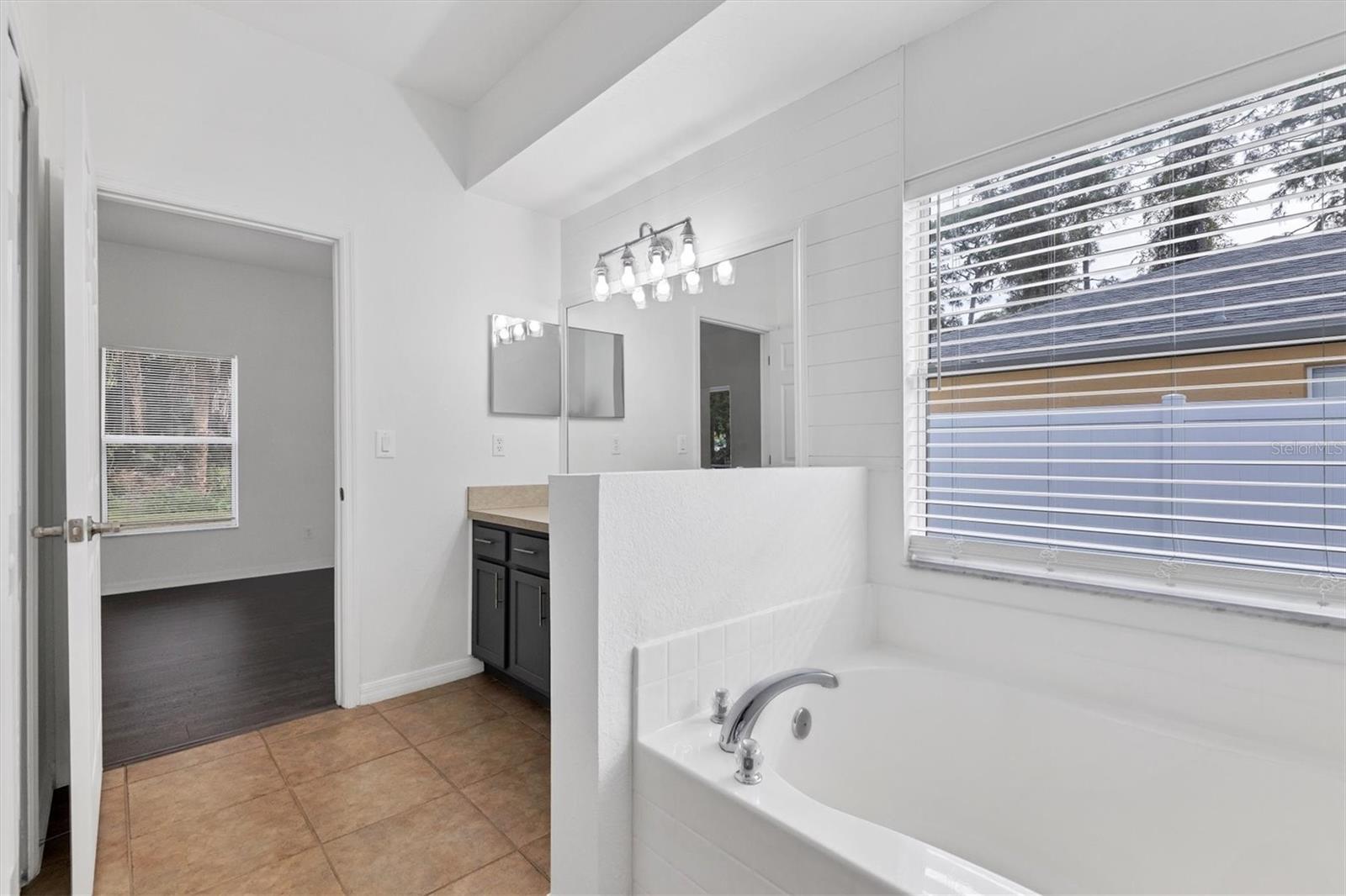 2038 MINCEY TER — photo 19