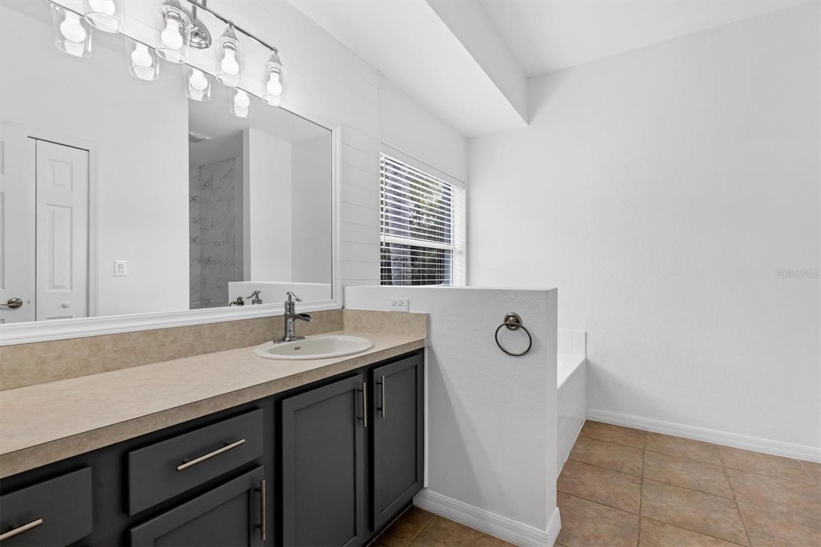 2038 MINCEY TER — photo 20