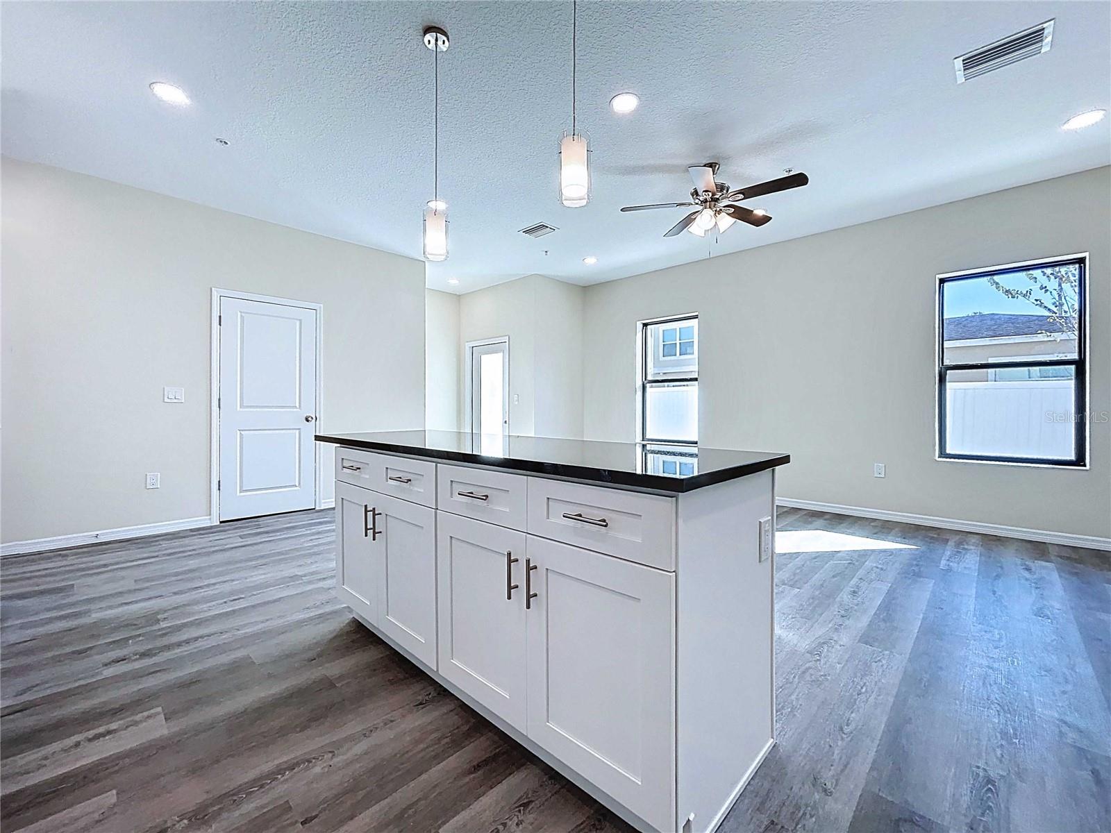 4370 CAMBIO GARDENS COURT — photo 8