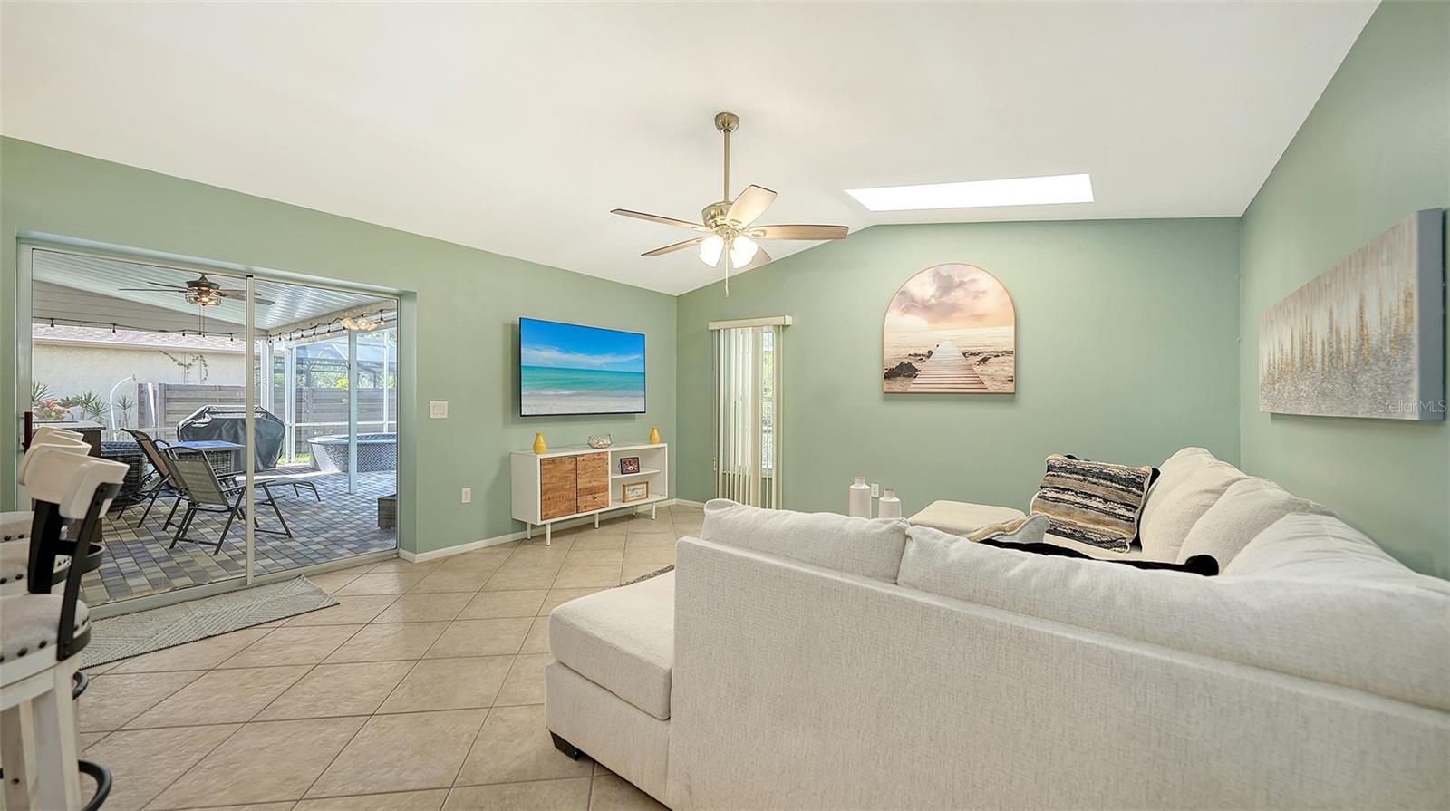 2246 CORK OAK ST W — photo 15