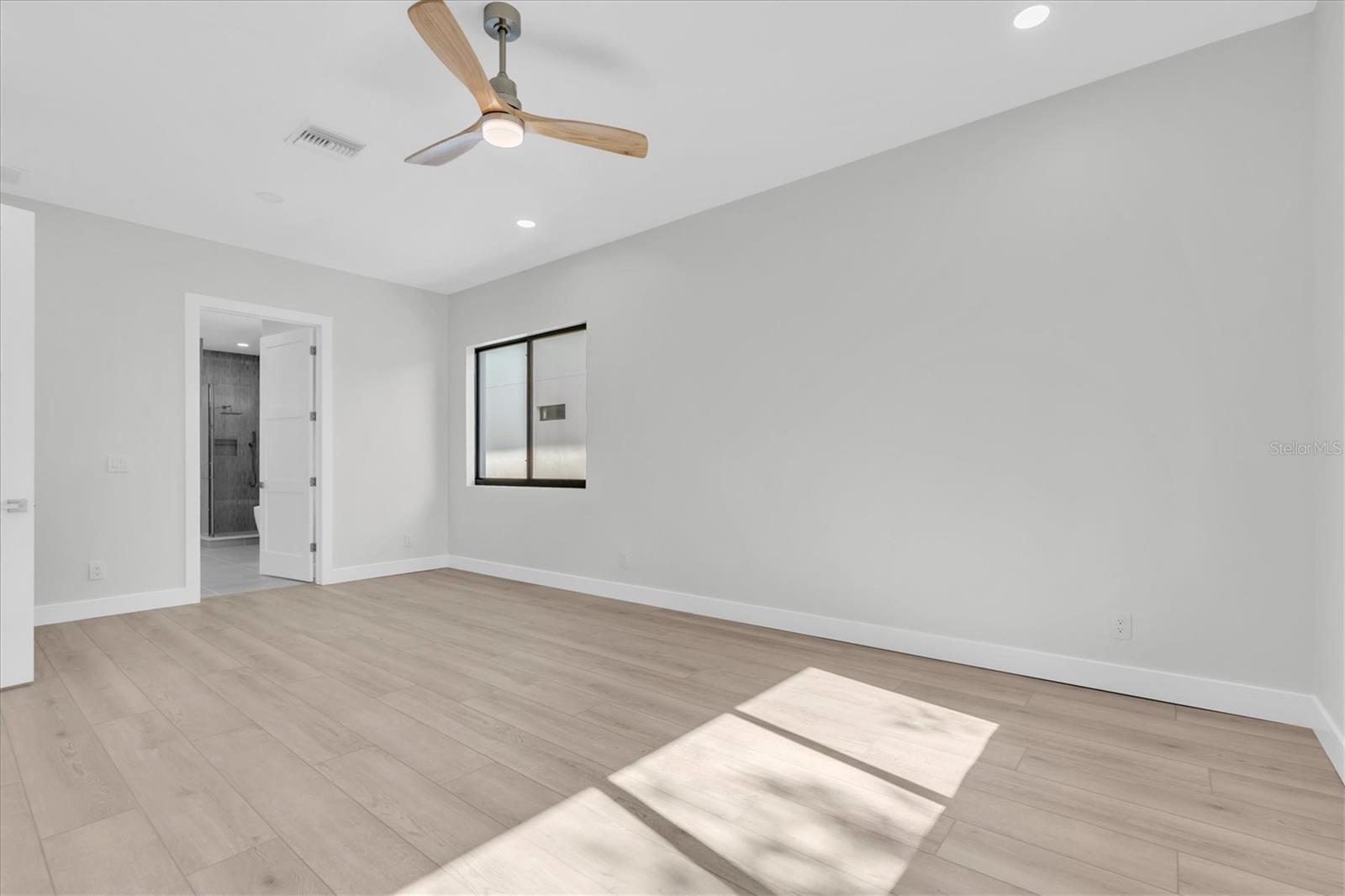 5966 BAYVIEW CIR S — photo 24