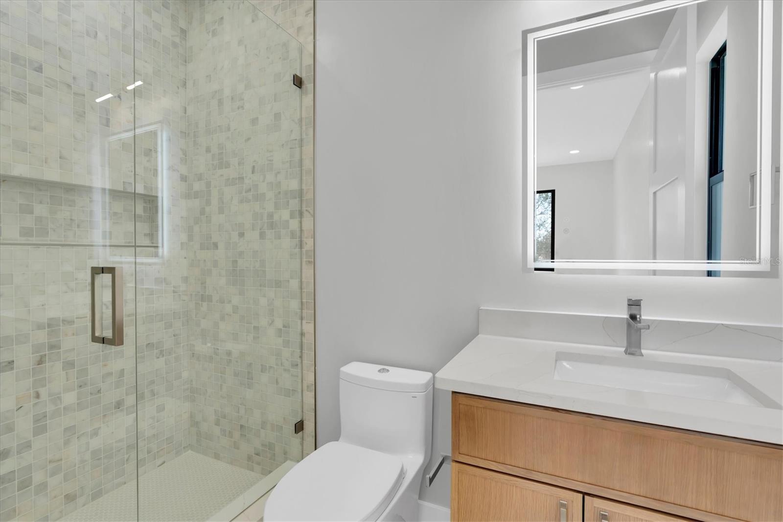 5966 BAYVIEW CIR S — photo 40