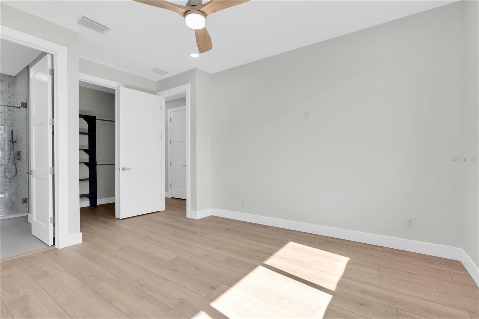 5966 BAYVIEW CIR S — photo 42