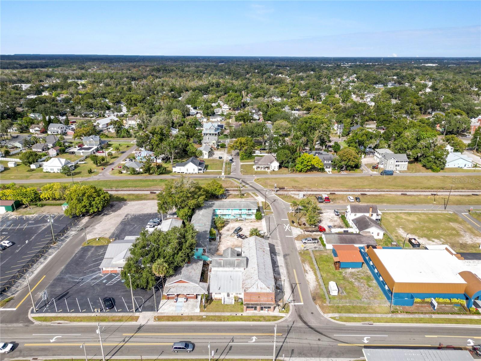 702 W DR MARTIN LUTHER KING JR BLVD — photo 14